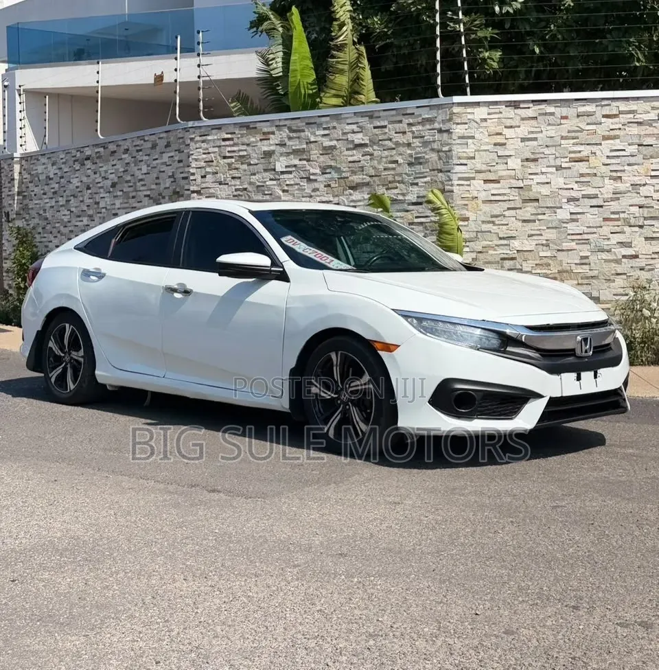 Honda Civic Touring 4dr Sedan (1.5L 4cyl) 2017 White