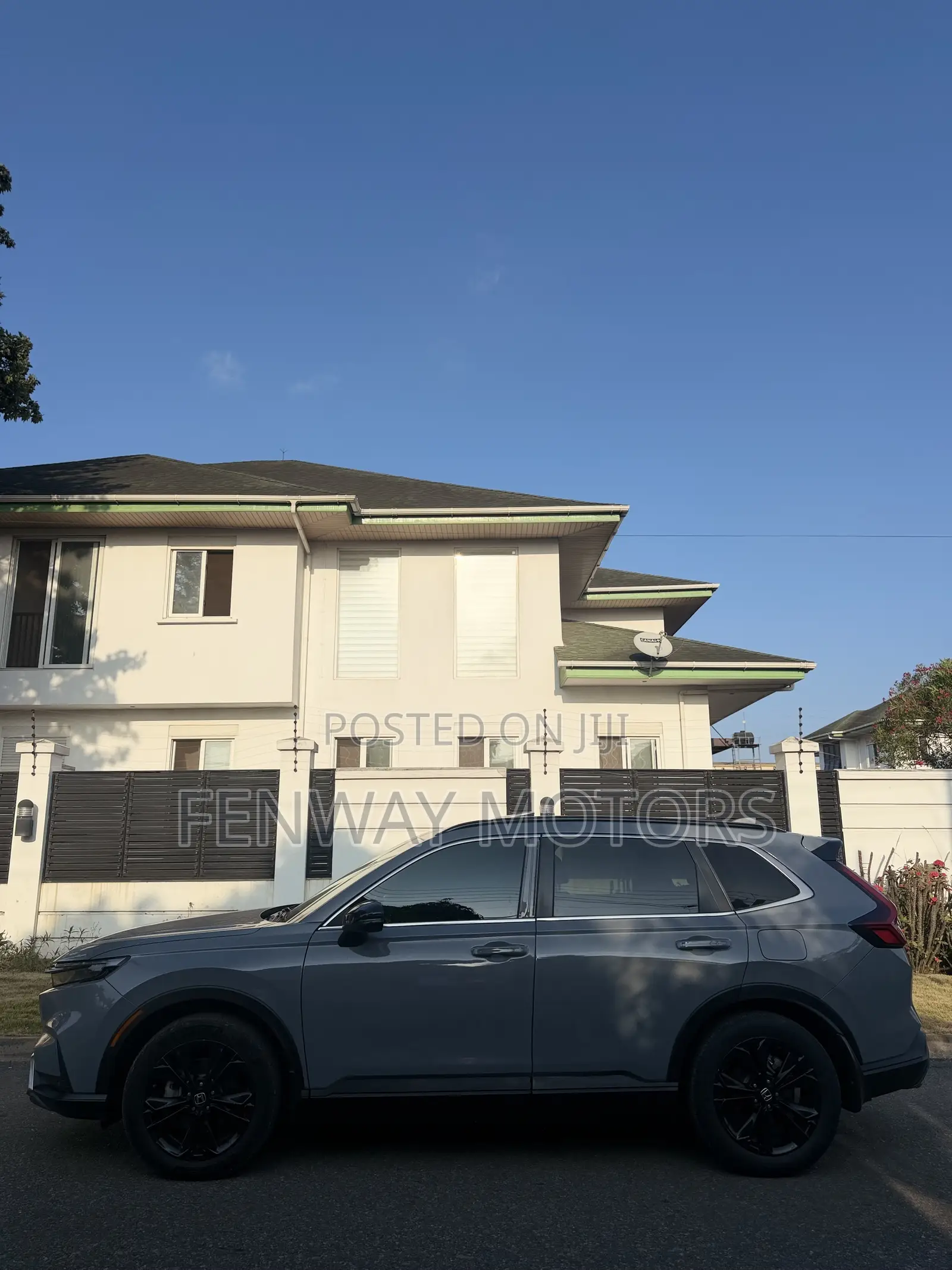 Honda CR-V Hybrid 2024 Gray