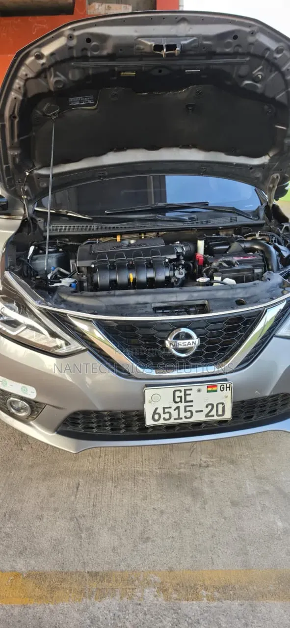 Nissan Sentra SR 2017 Gray