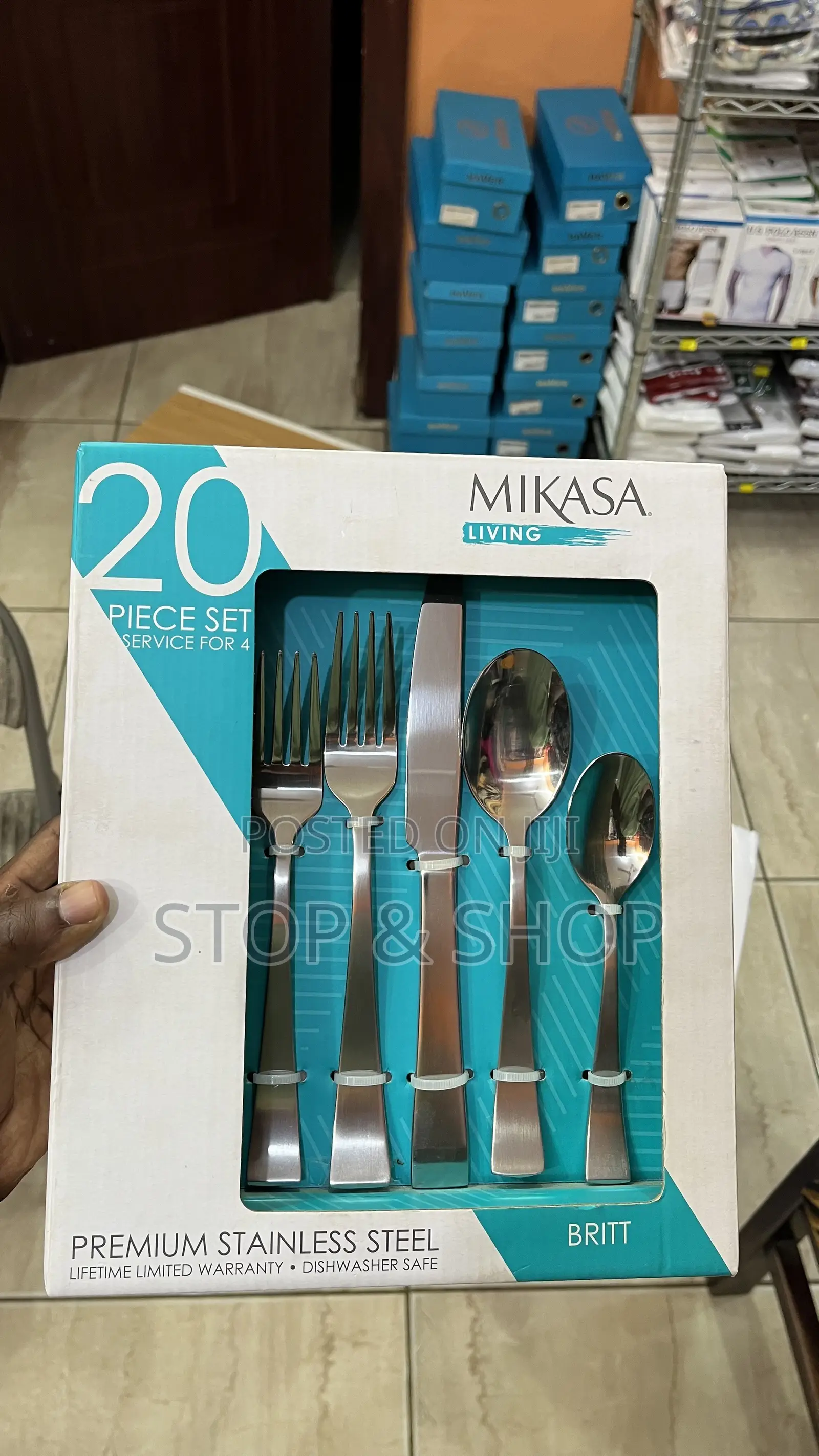 Mikasa 20 Piece Cutlery Set