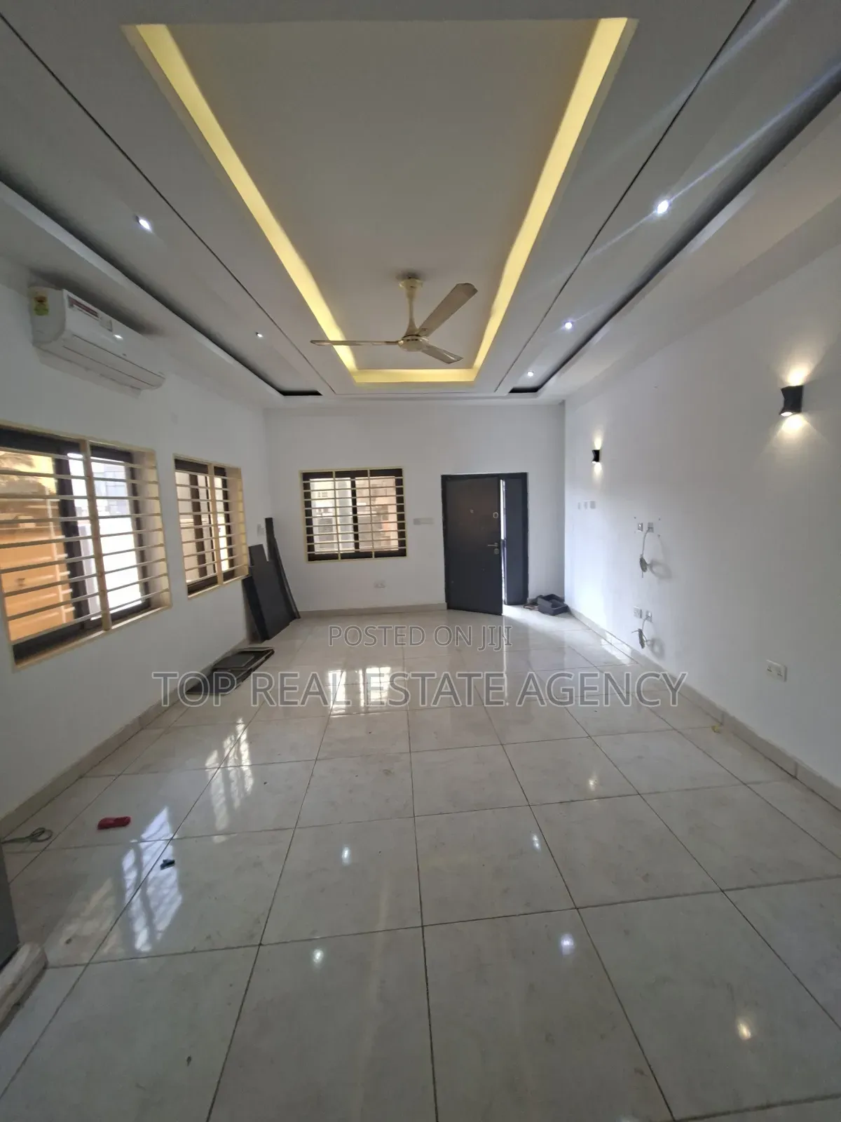 3bdrm Apartment in Pantang Hospital, Barrier for rent