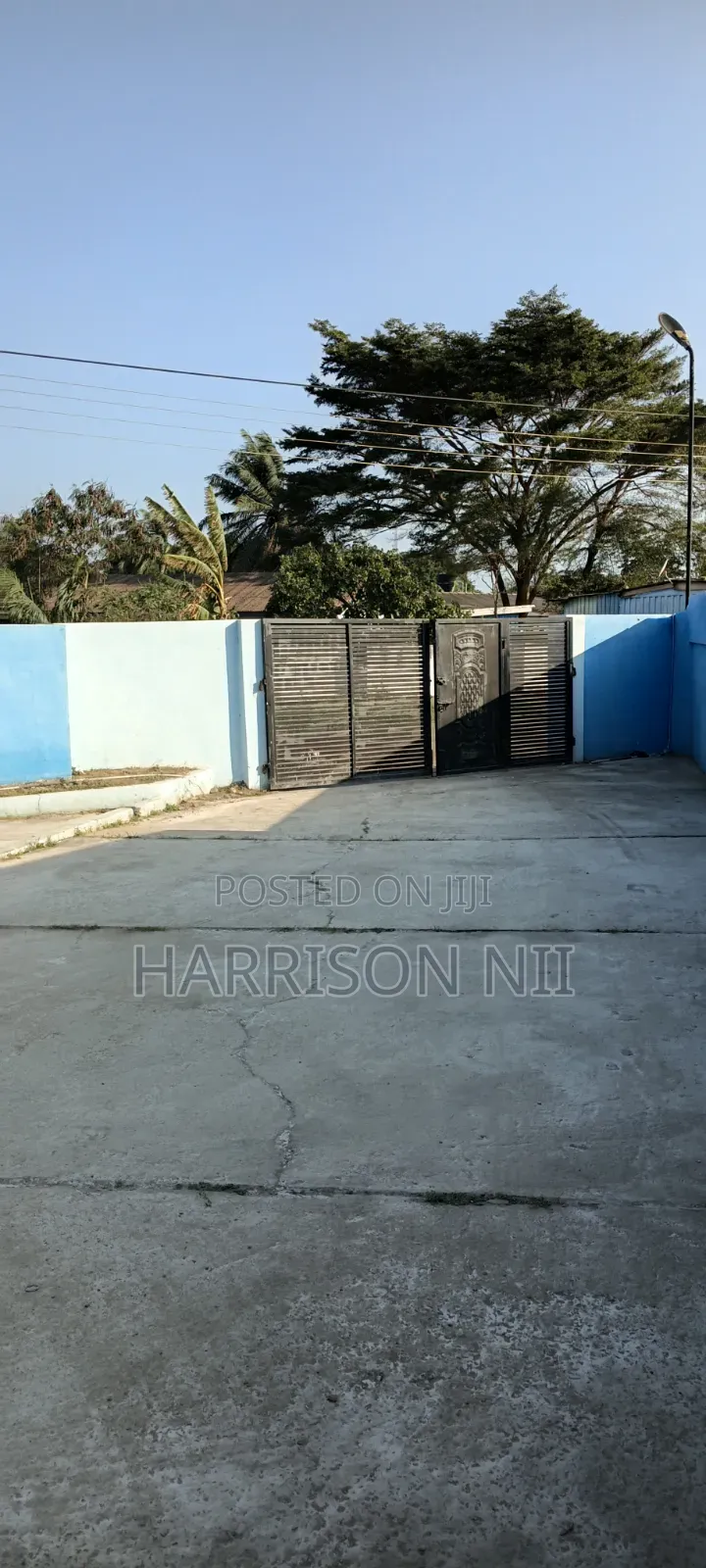 5bdrm House in Awudome Estate, Accra Metropolitan for sale