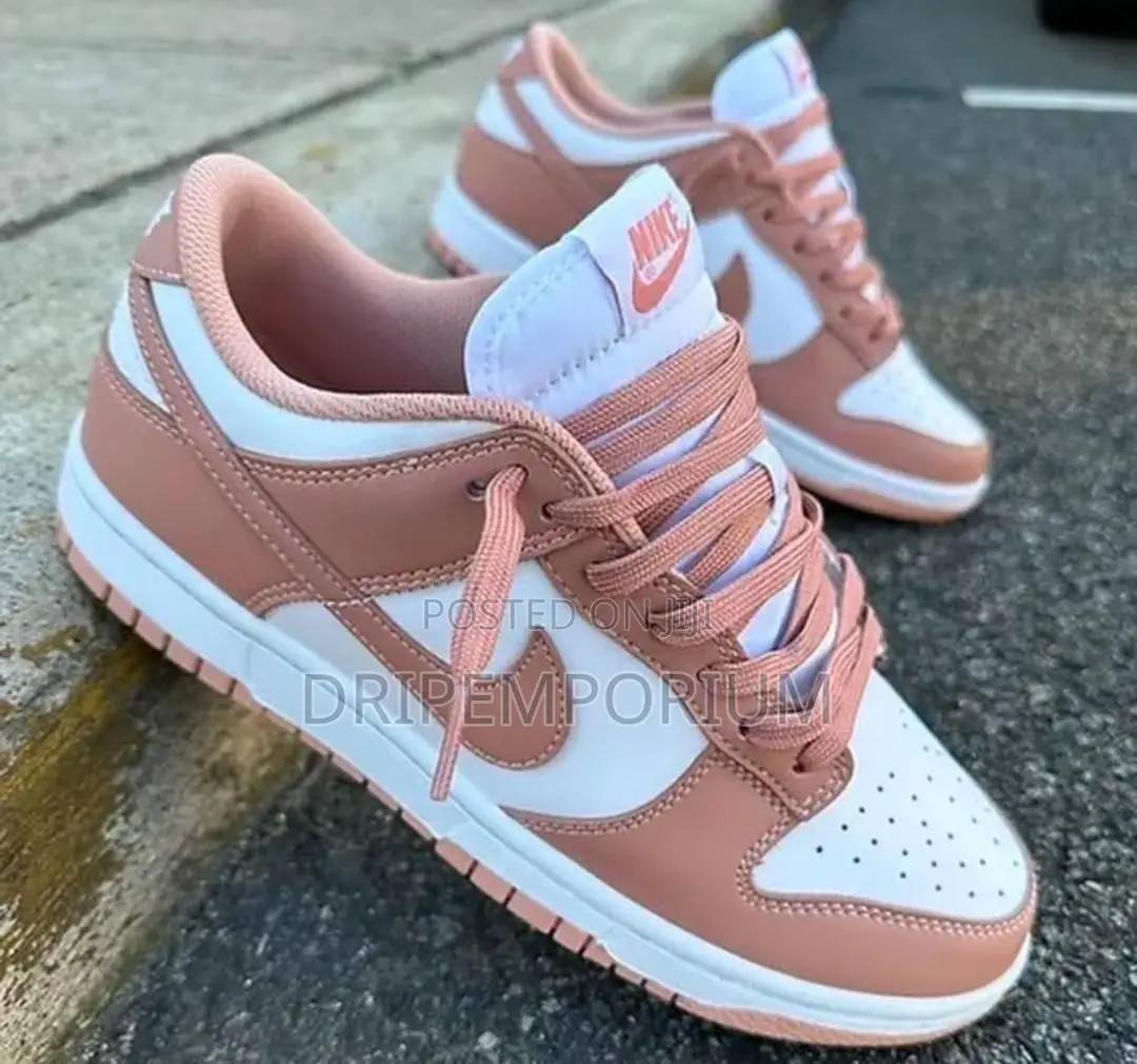 Nike Dunk Low