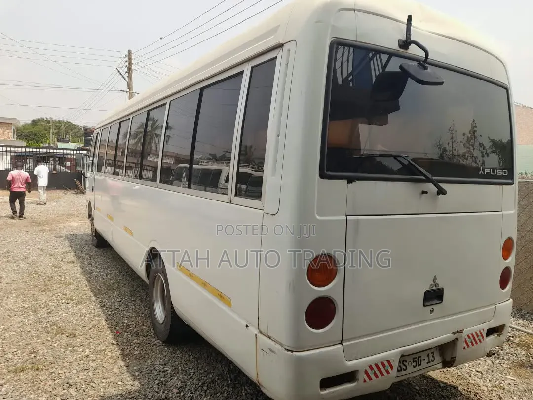 Mitsubishi Fuso Aero Bus 2013 White