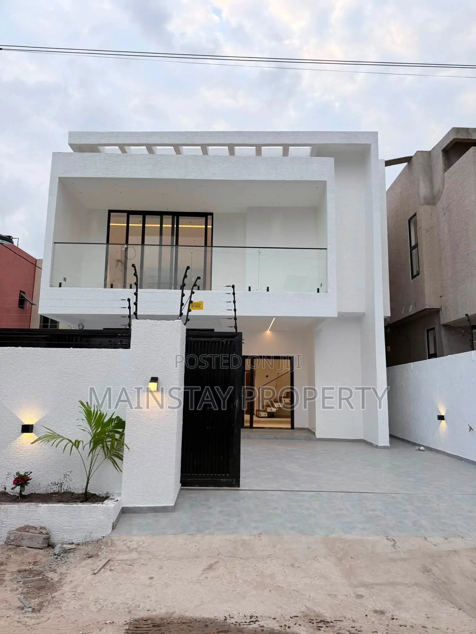 4bdrm House in Mainstay Estates, East Legon for sale