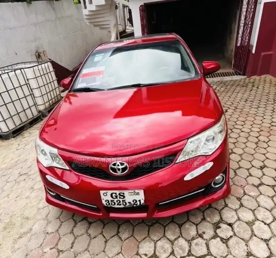 Toyota Camry 2014 Red
