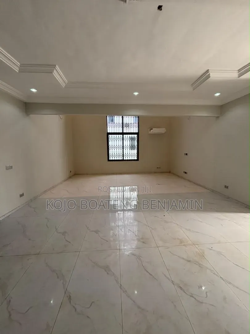 4bdrm House in School Junction for rent
