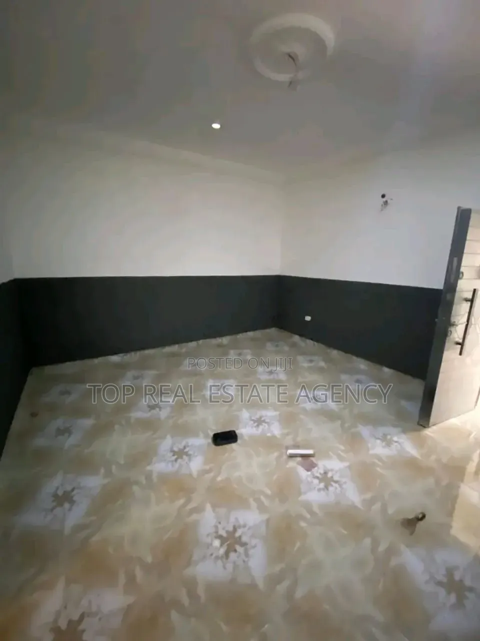 1bdrm Apartment in Canada, Pentecost for rent