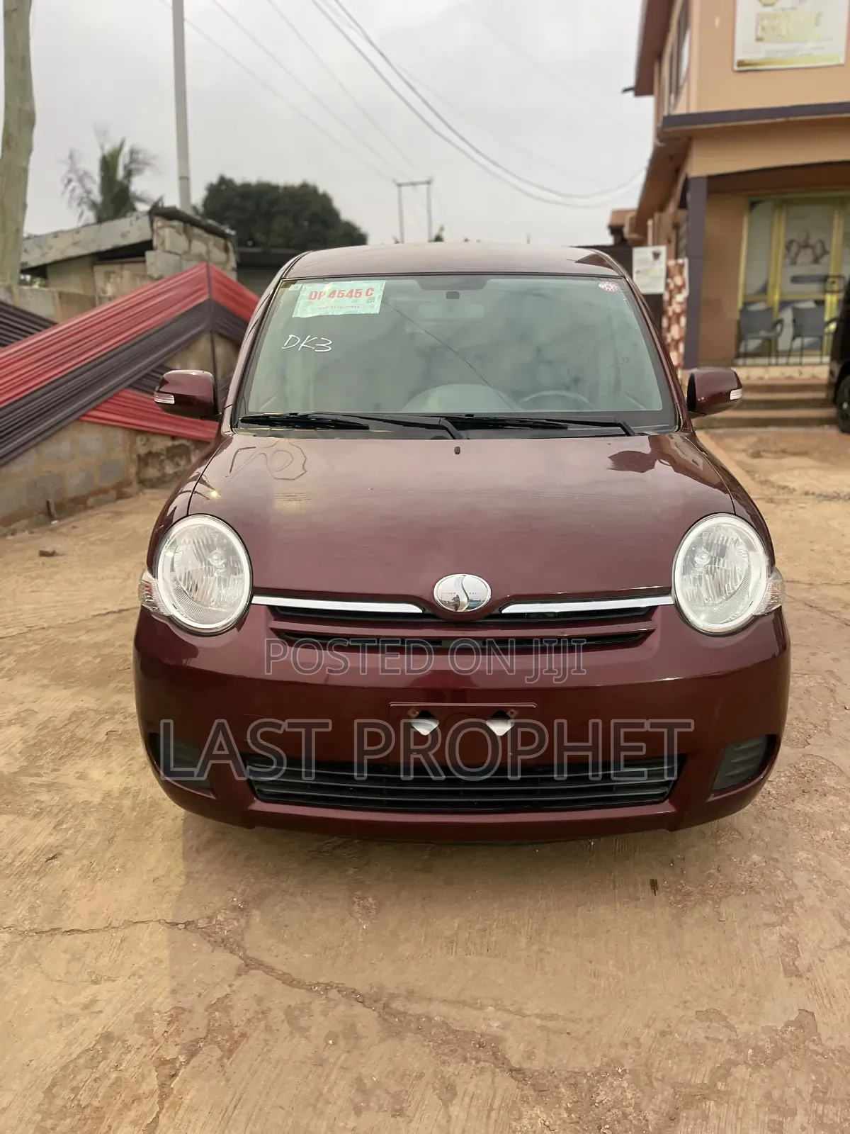 Toyota Sienta 1.5 AWD 2012 Brown