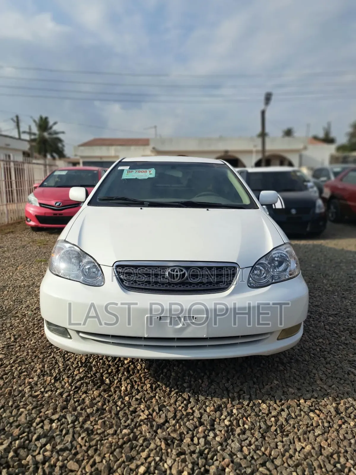 Toyota Corolla Altis 2010 White