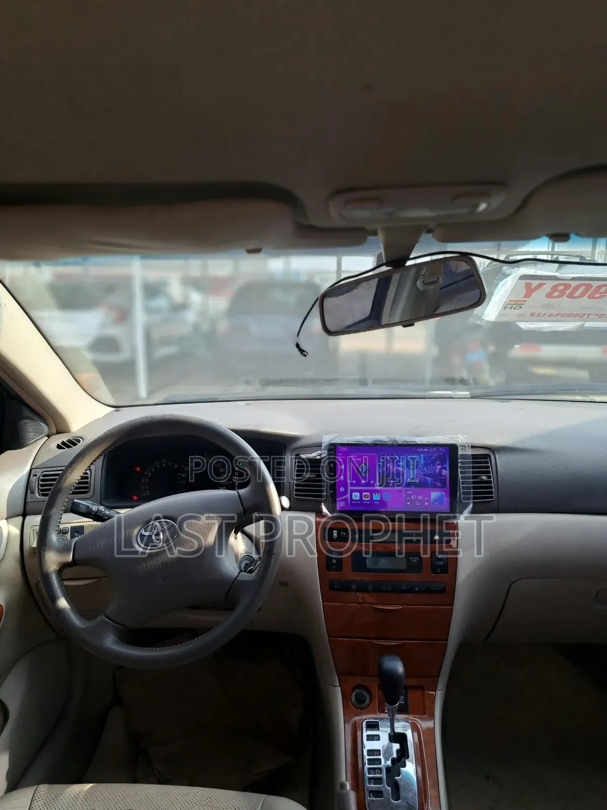 Toyota Corolla Altis 2010 White