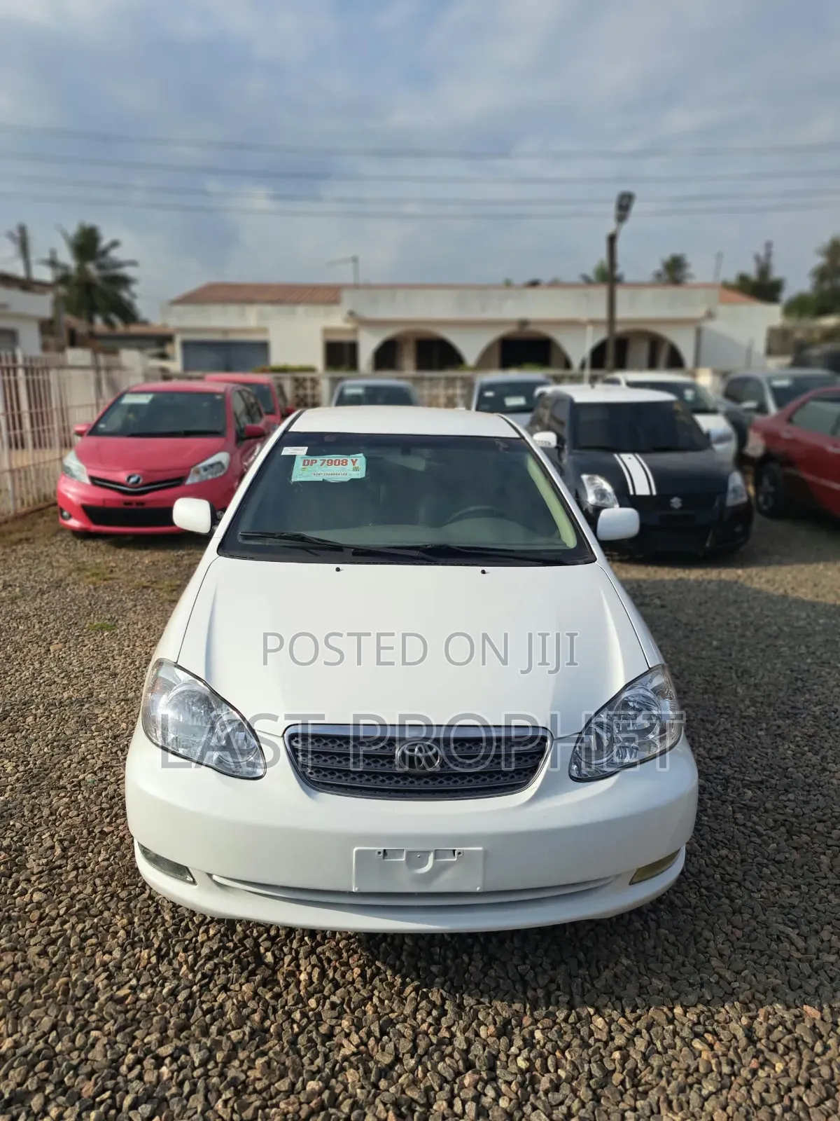 Toyota Corolla Altis 2010 White