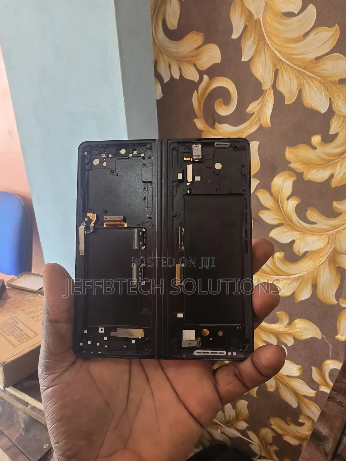 Fold 4 Inner Screen