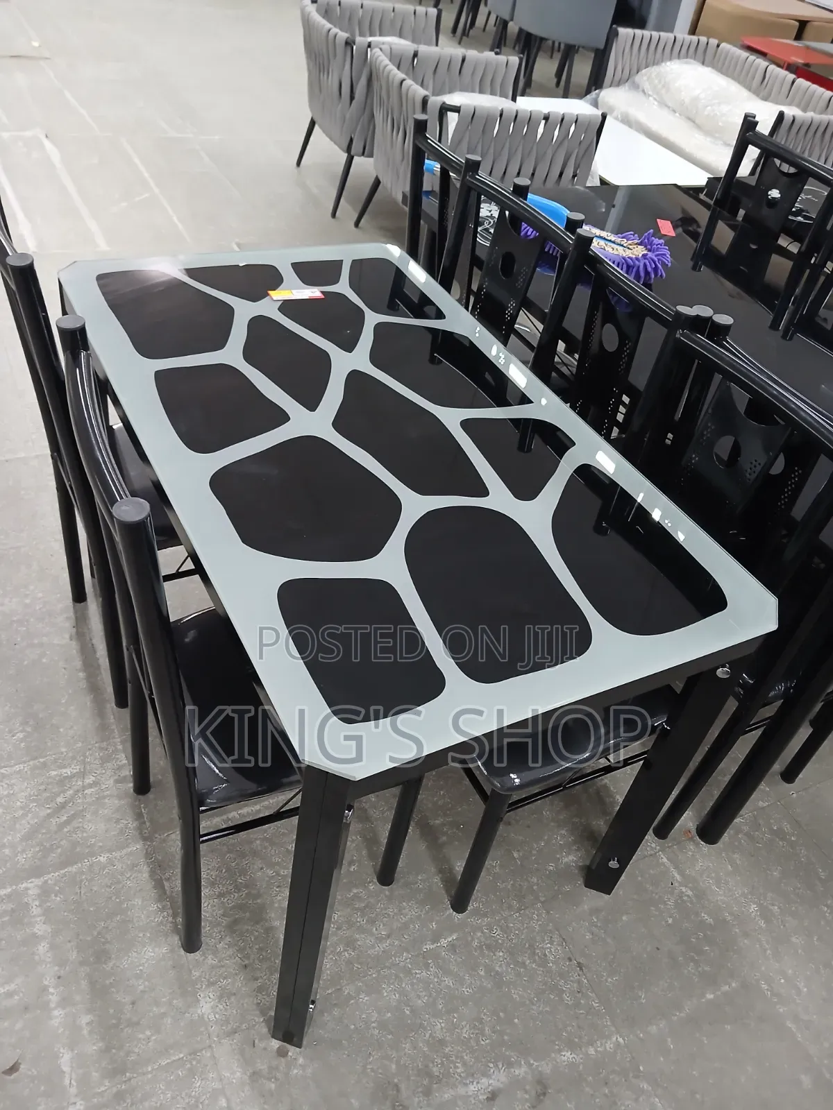 4 Chairs Dining Table