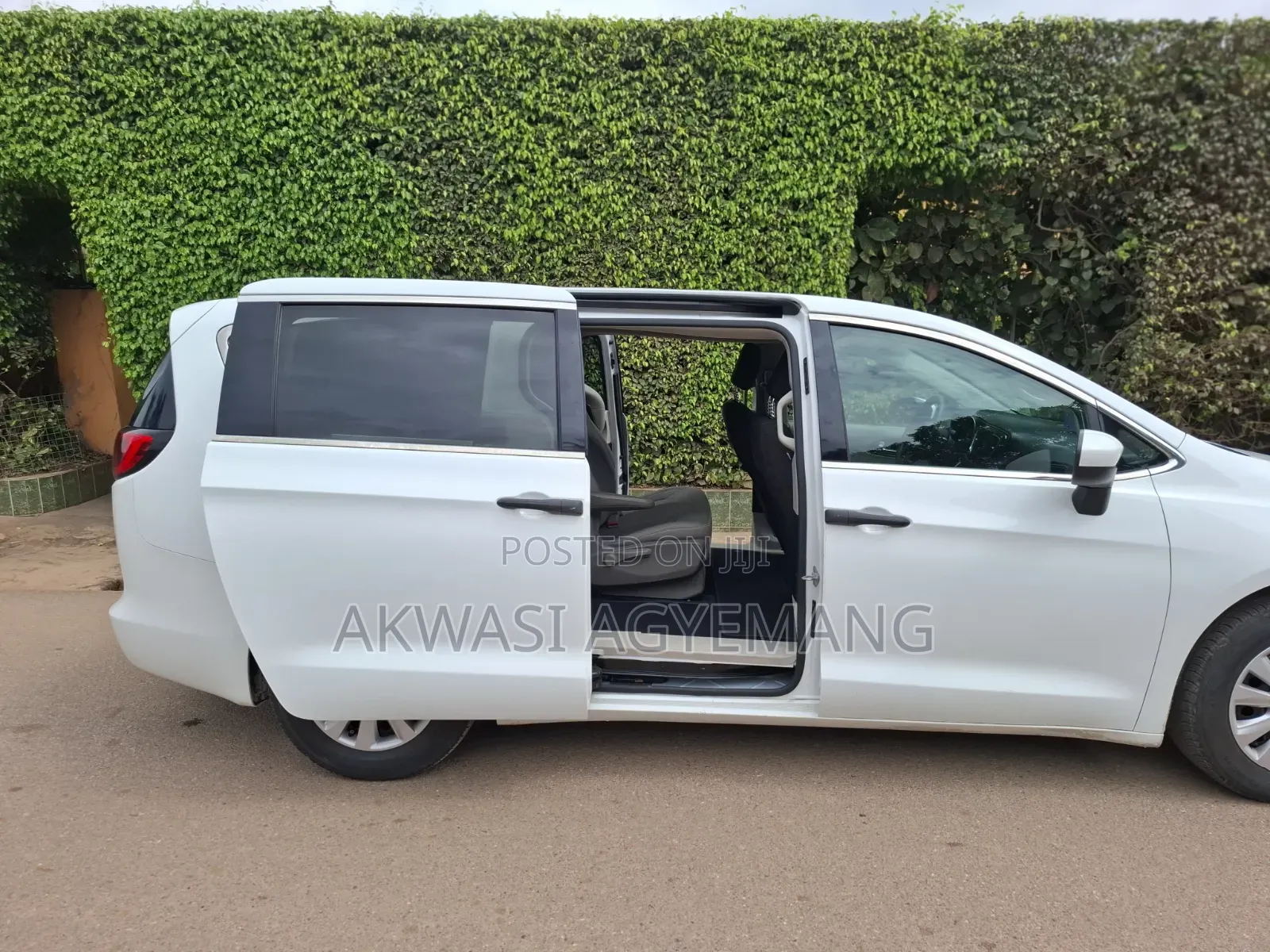 Chrysler Pacifica 3.6 Petrol FWD 2019 White