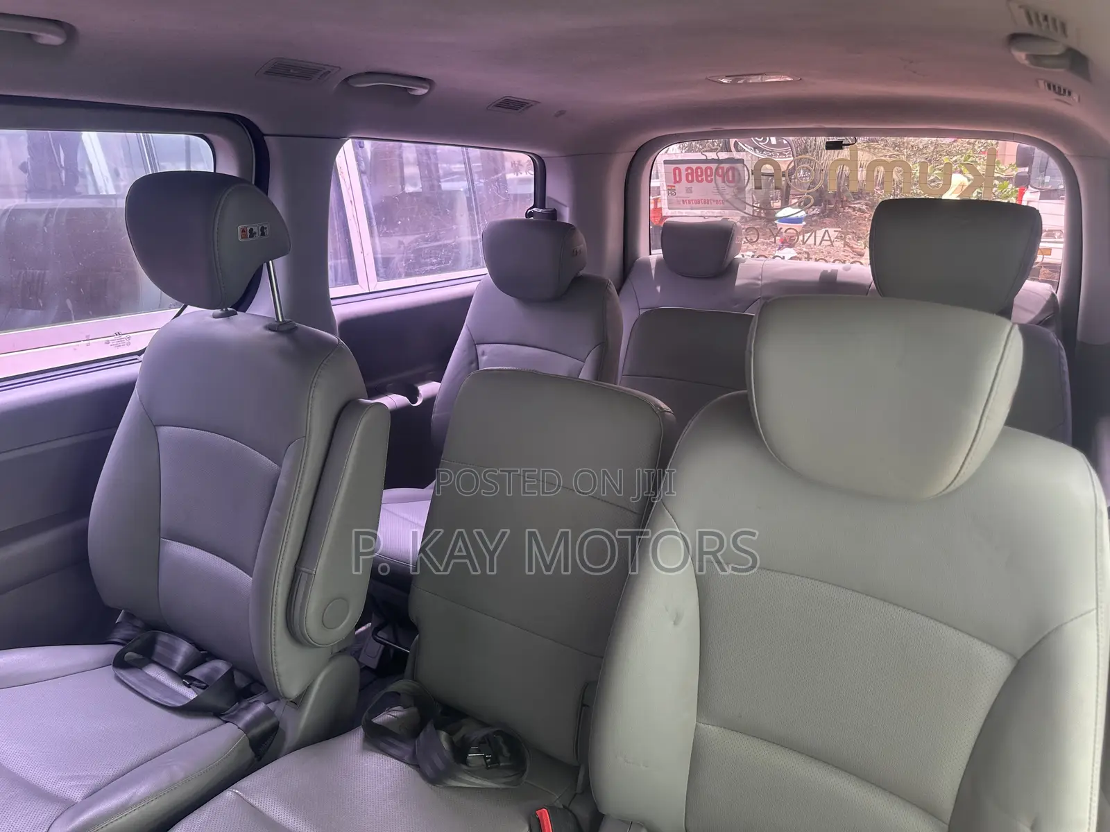 Hyundai Starex 2018 Red