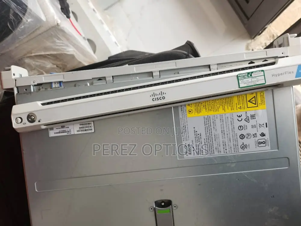 Cisco UCS C220 M5 Rack Server