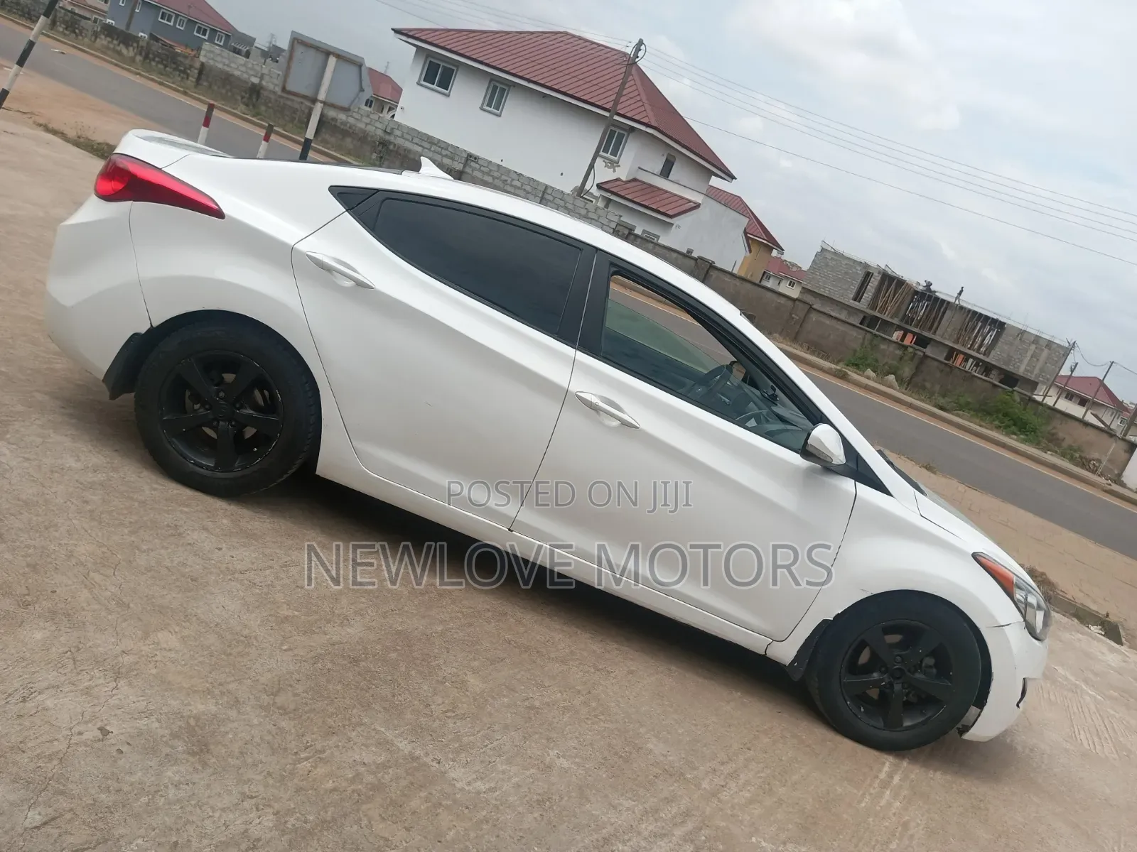 Hyundai Elantra Limited Sedan FWD (1.8L 4cyl 6A) 2013 White