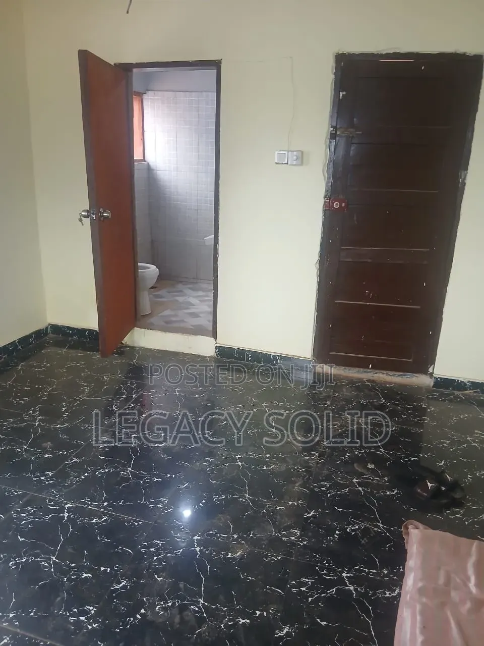 1bdrm Apartment in Legacy Solid Real, New Town for rent