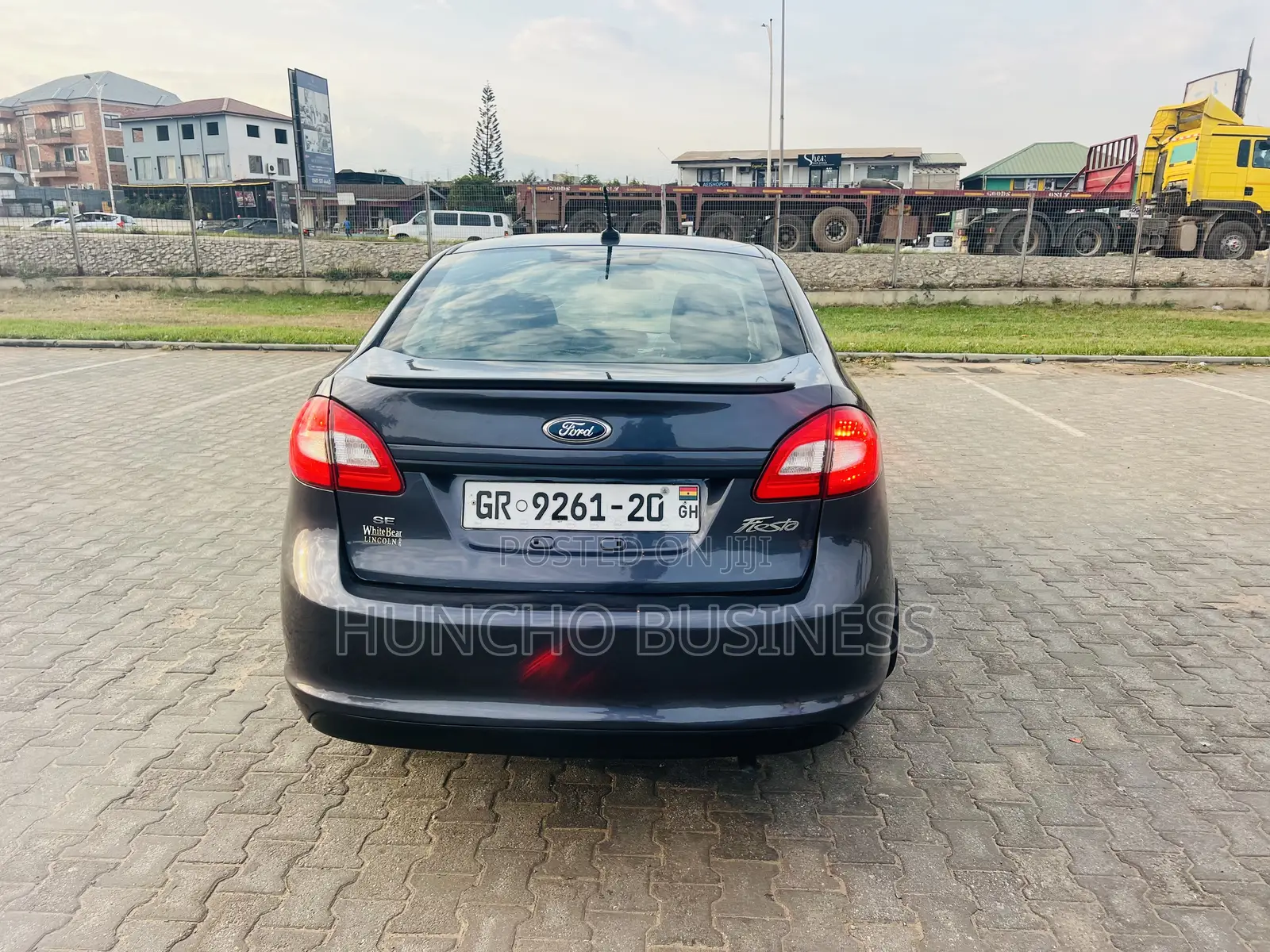 Ford Fiesta 2012 Gray