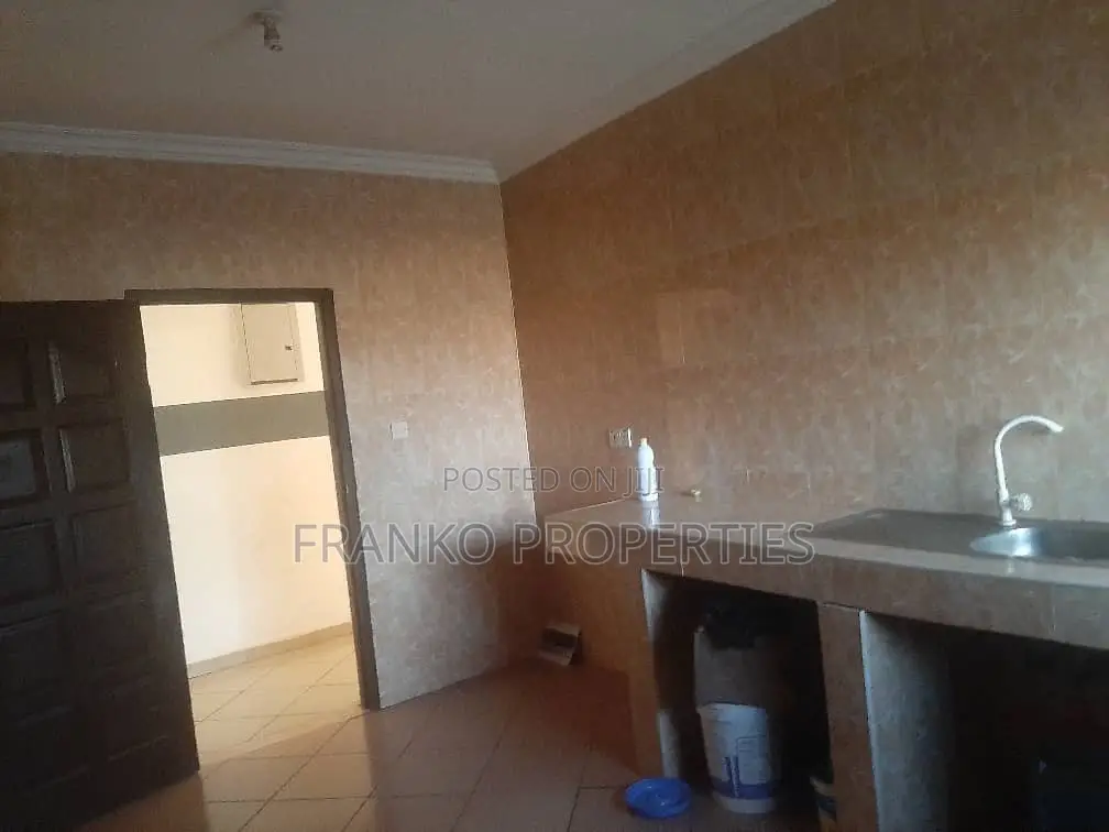 2bdrm Apartment in Franko Properties, Lake Side Estate for rent