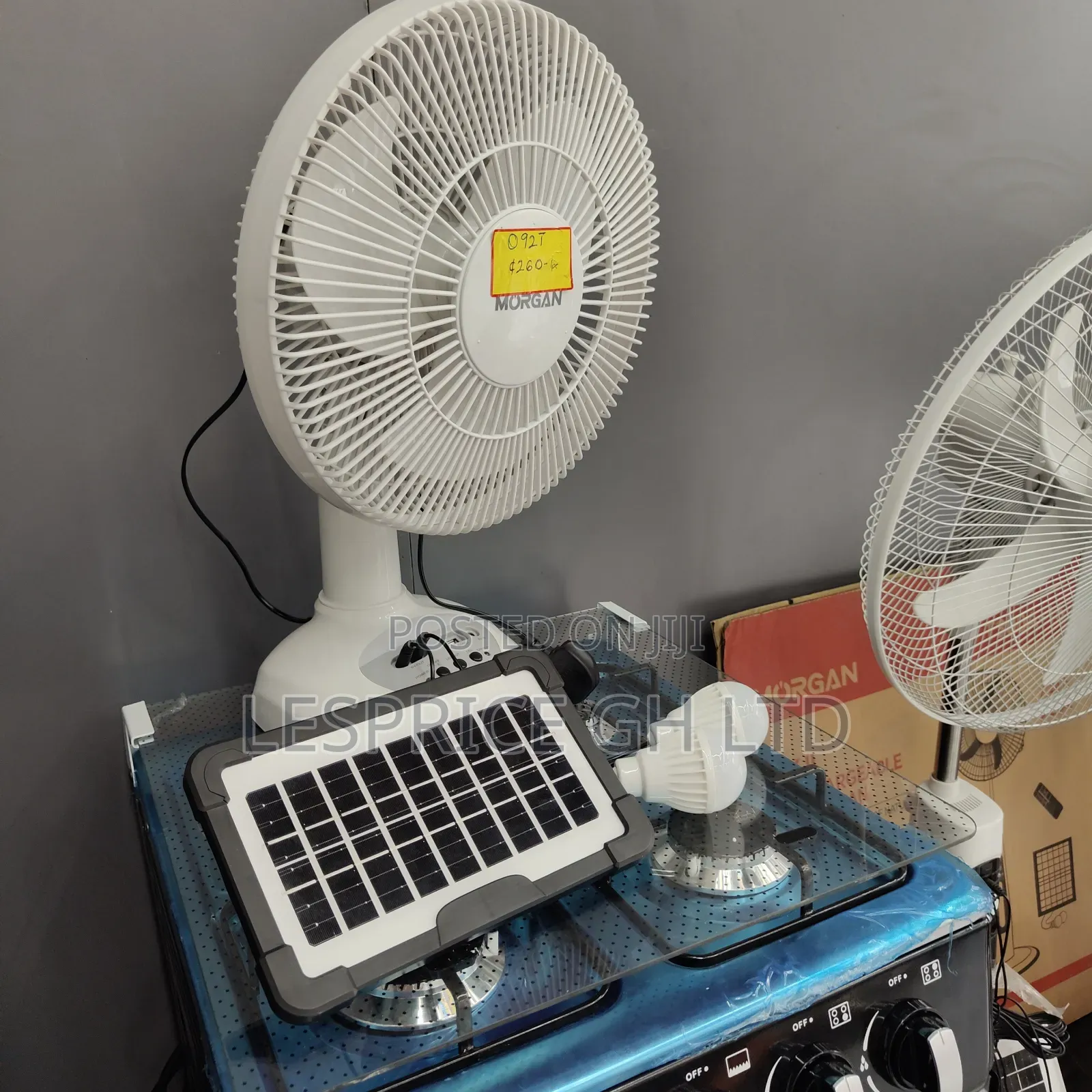 Durable Table Top Rechargeable Fan With Solar Panel