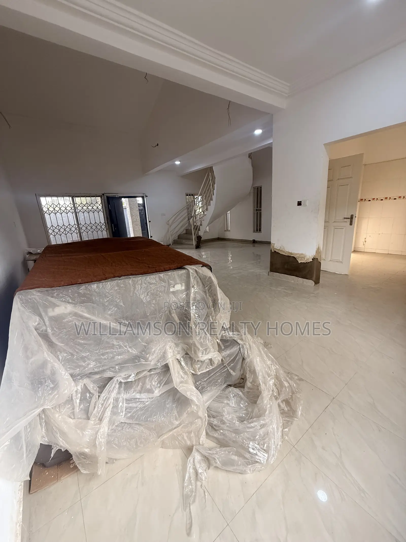 4bdrm House in Hfc Estate Area, Spintex for rent