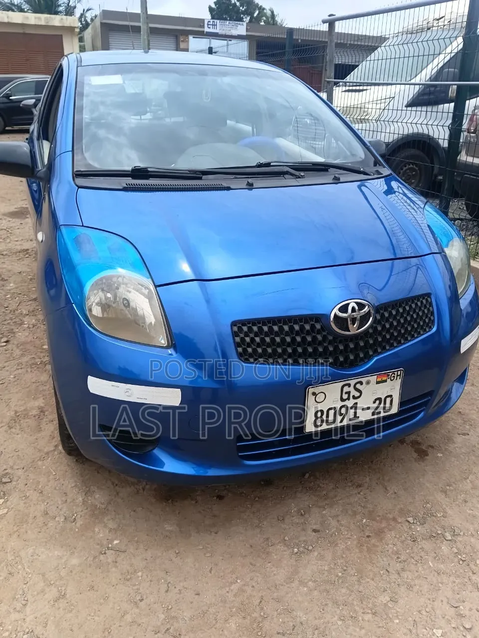 Toyota Yaris Base Hatchback 5dr 2010 Blue