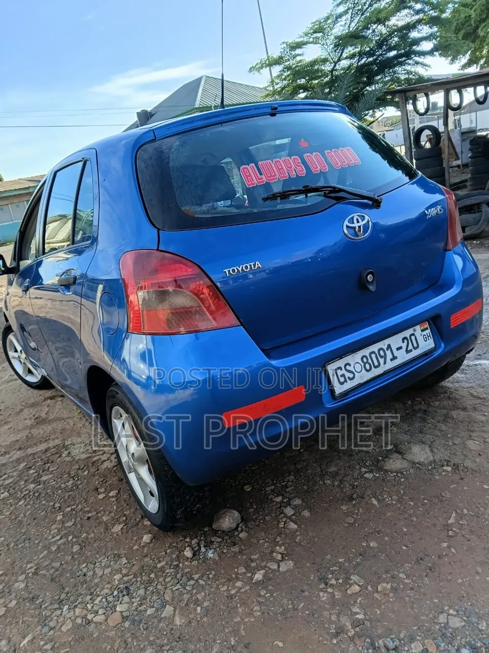 Toyota Yaris Base Hatchback 5dr 2010 Blue