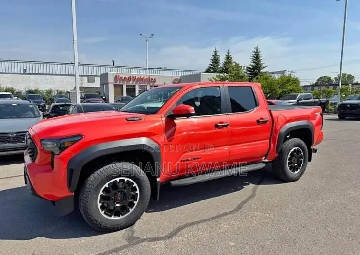 Toyota Tacoma 2024 Orange