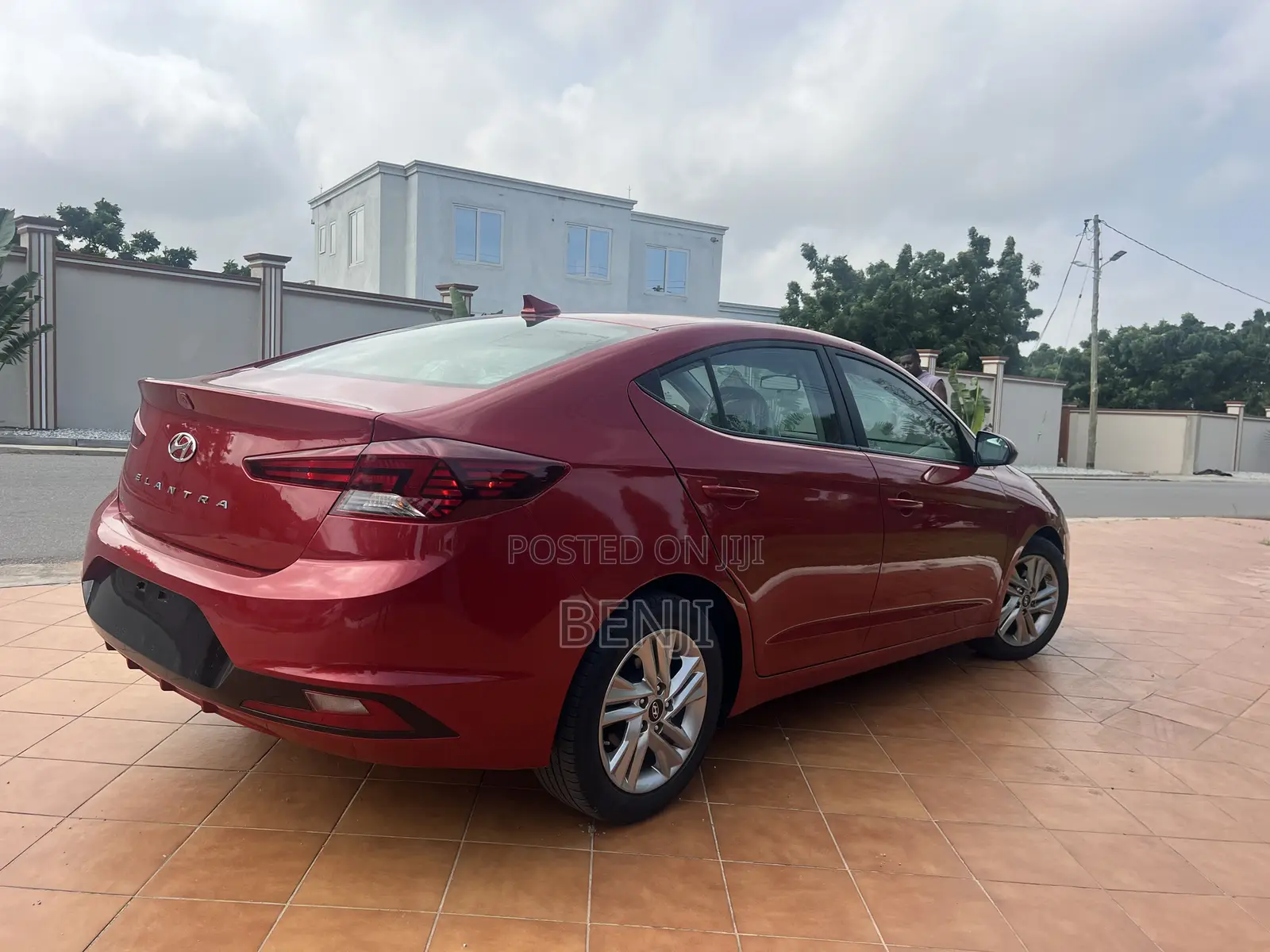 Hyundai Elantra 2019 Red