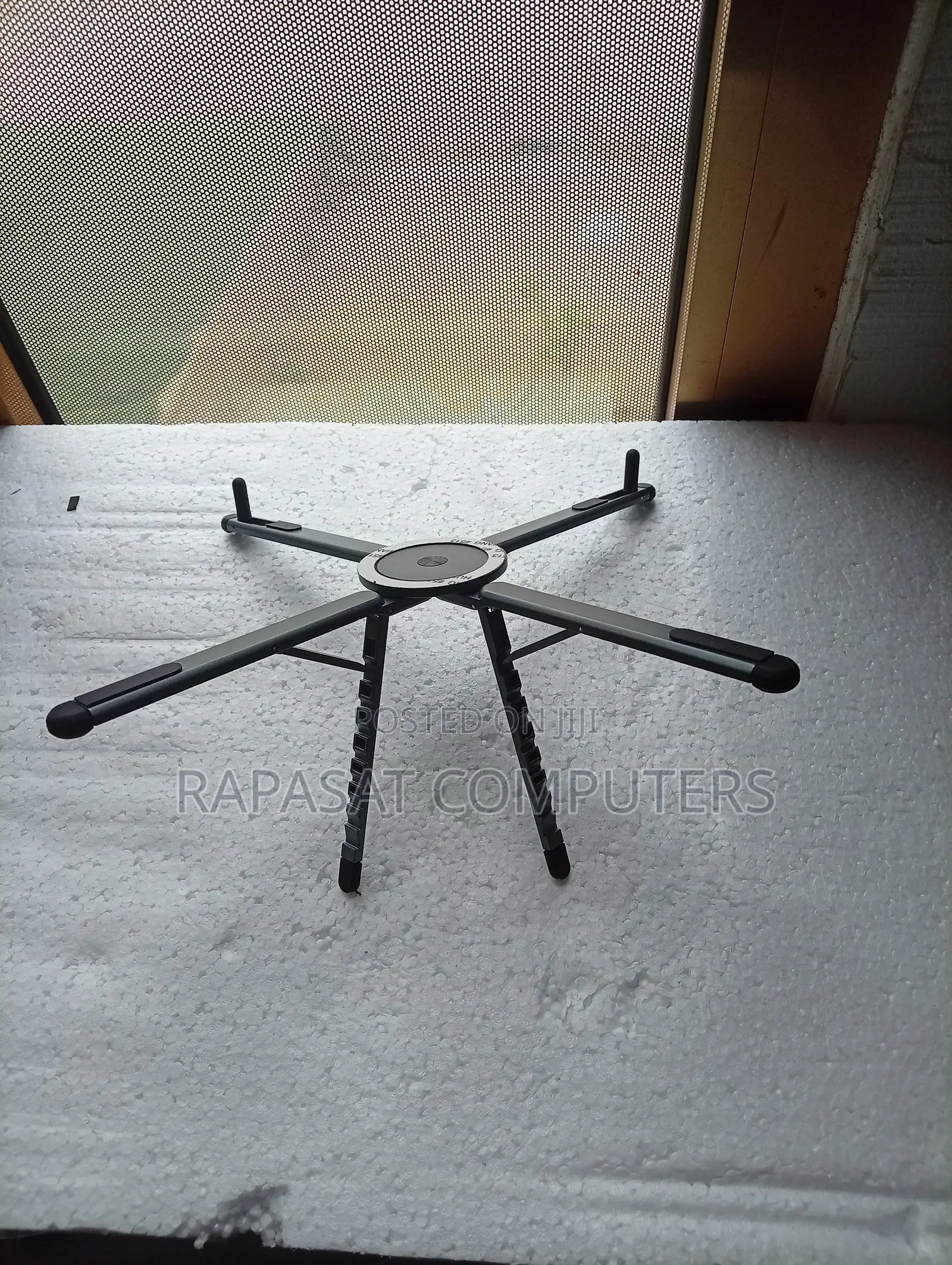 Travel Portable Stand E05