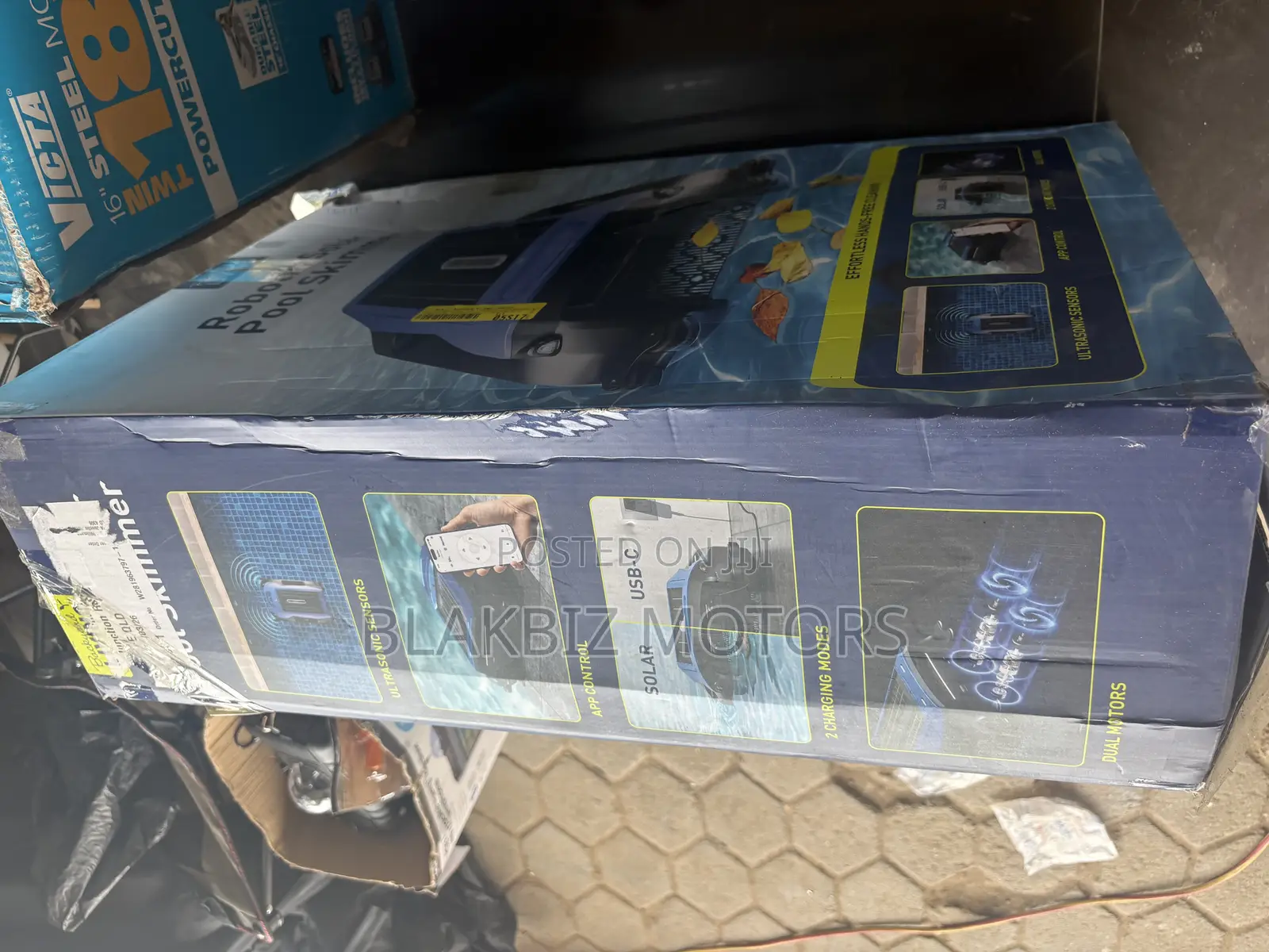 Backyard Living Robotic Solar Pool Skimmer
