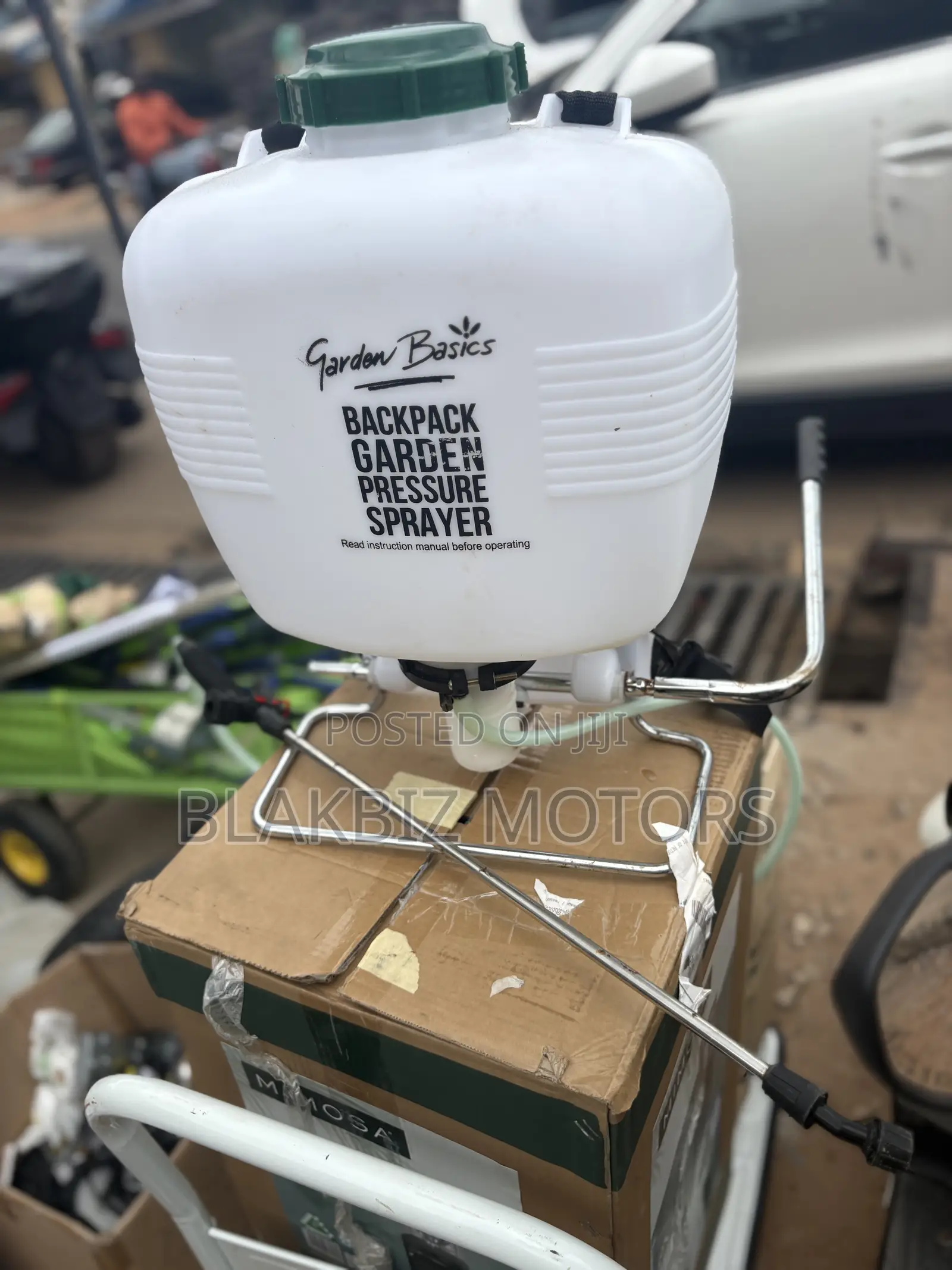 Garden Basics 15 Litre Backpack Garden Pressure Sprayer