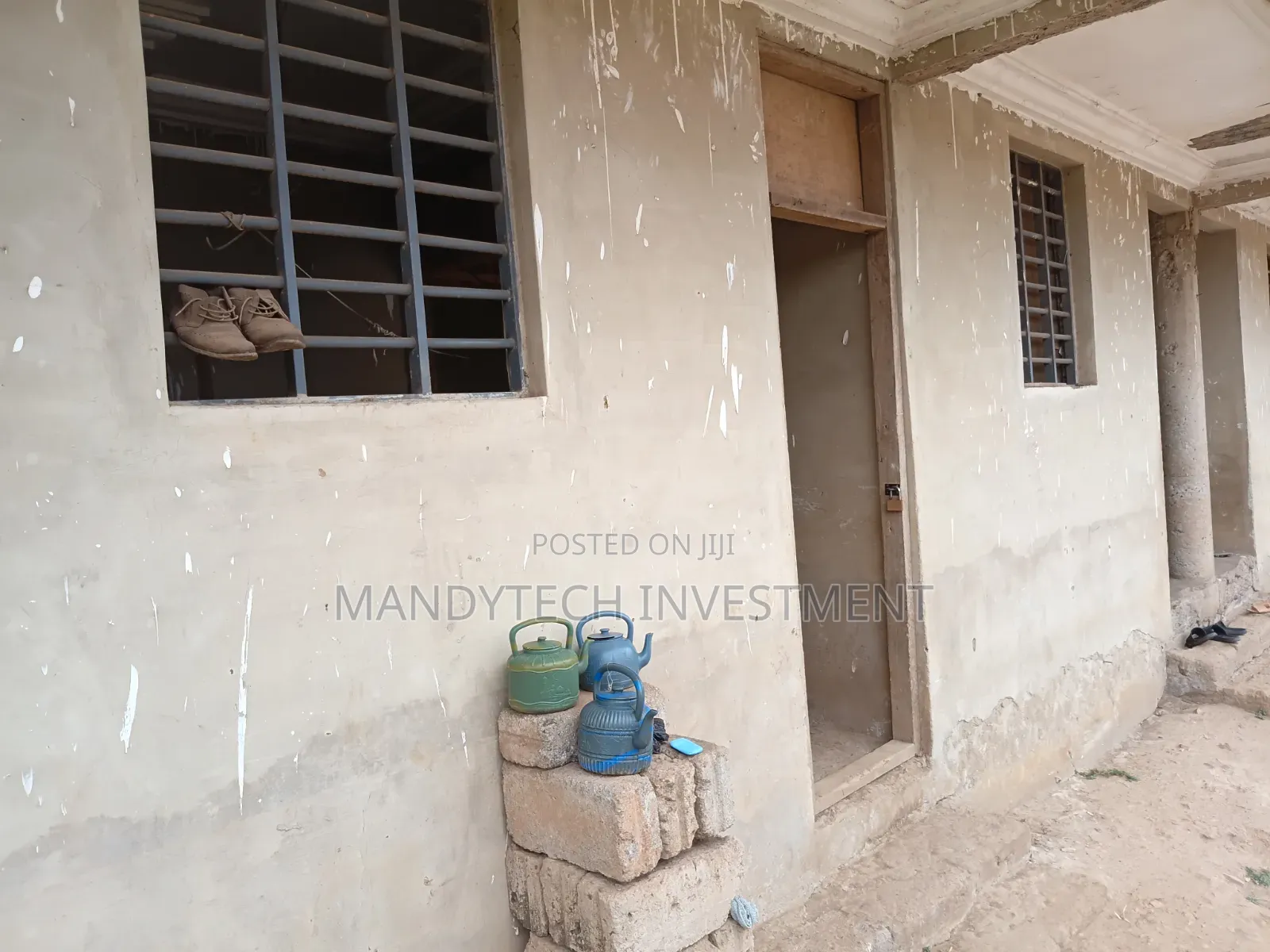 Affordable 3 Units of Single Room Self-Contained- Lakeside Com.9