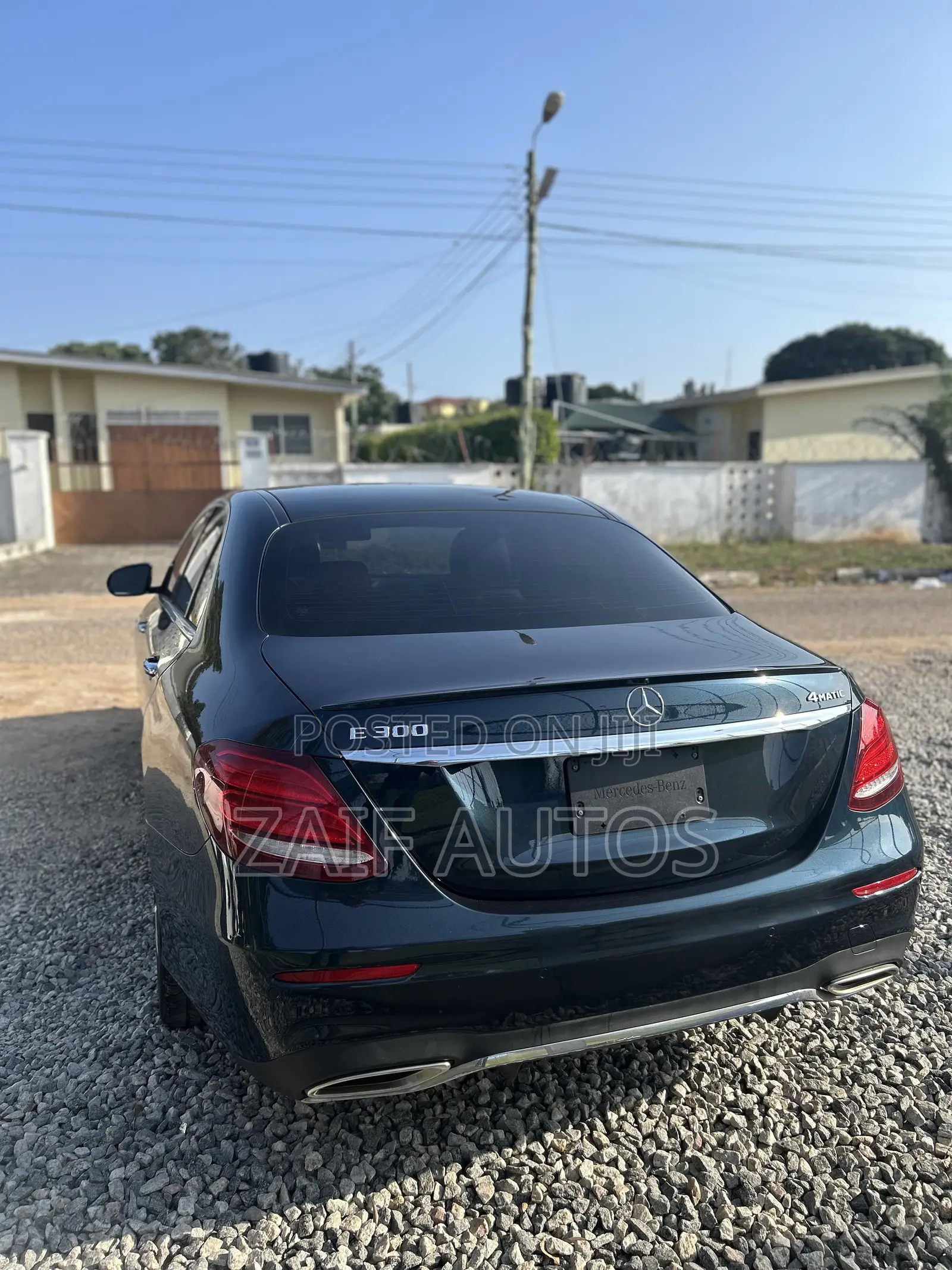 Mercedes-Benz E300 4Matic AWD Sedan (2.0L 4cyl 9A) 2017 Black