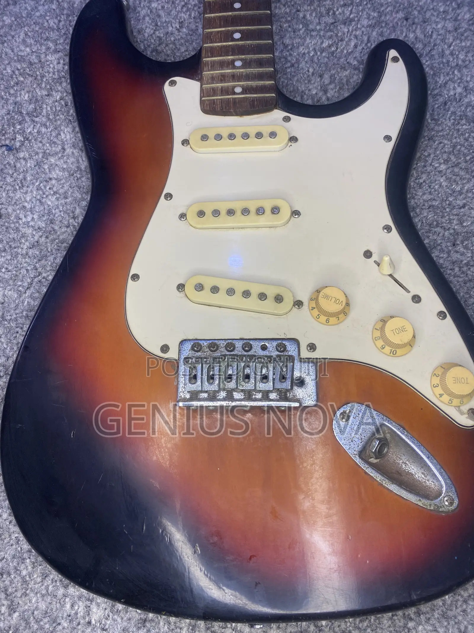 Maxtone Electric Guitar