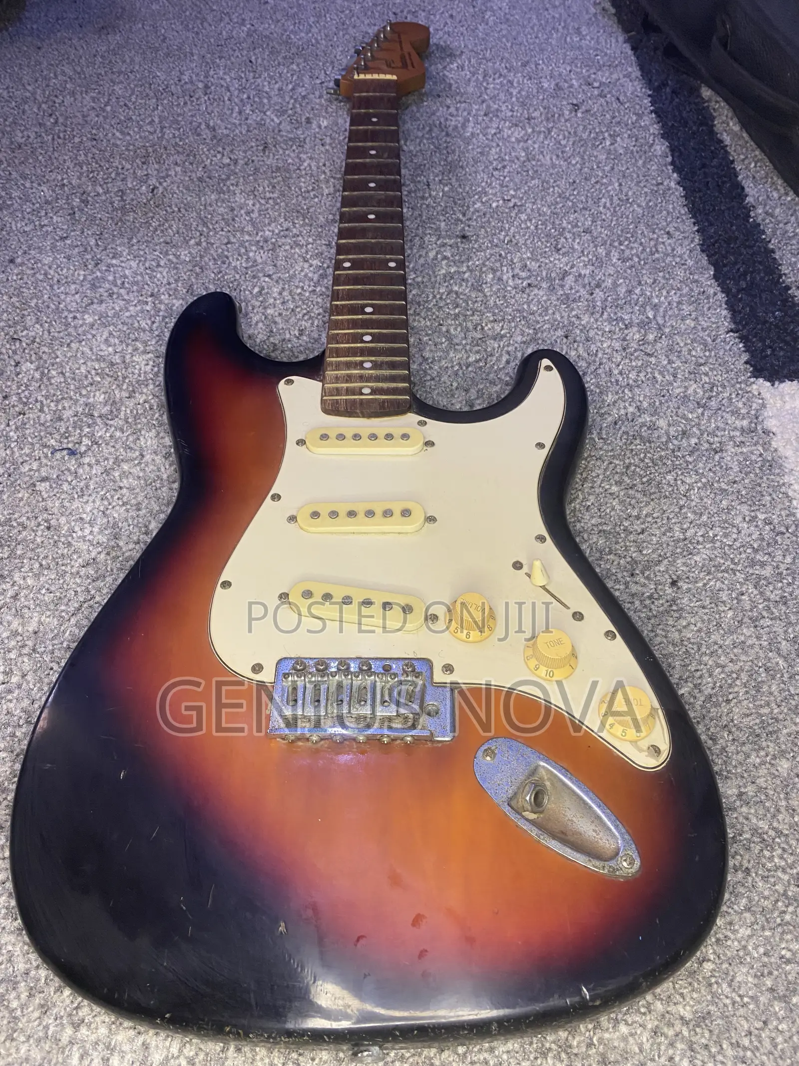 Maxtone Electric Guitar