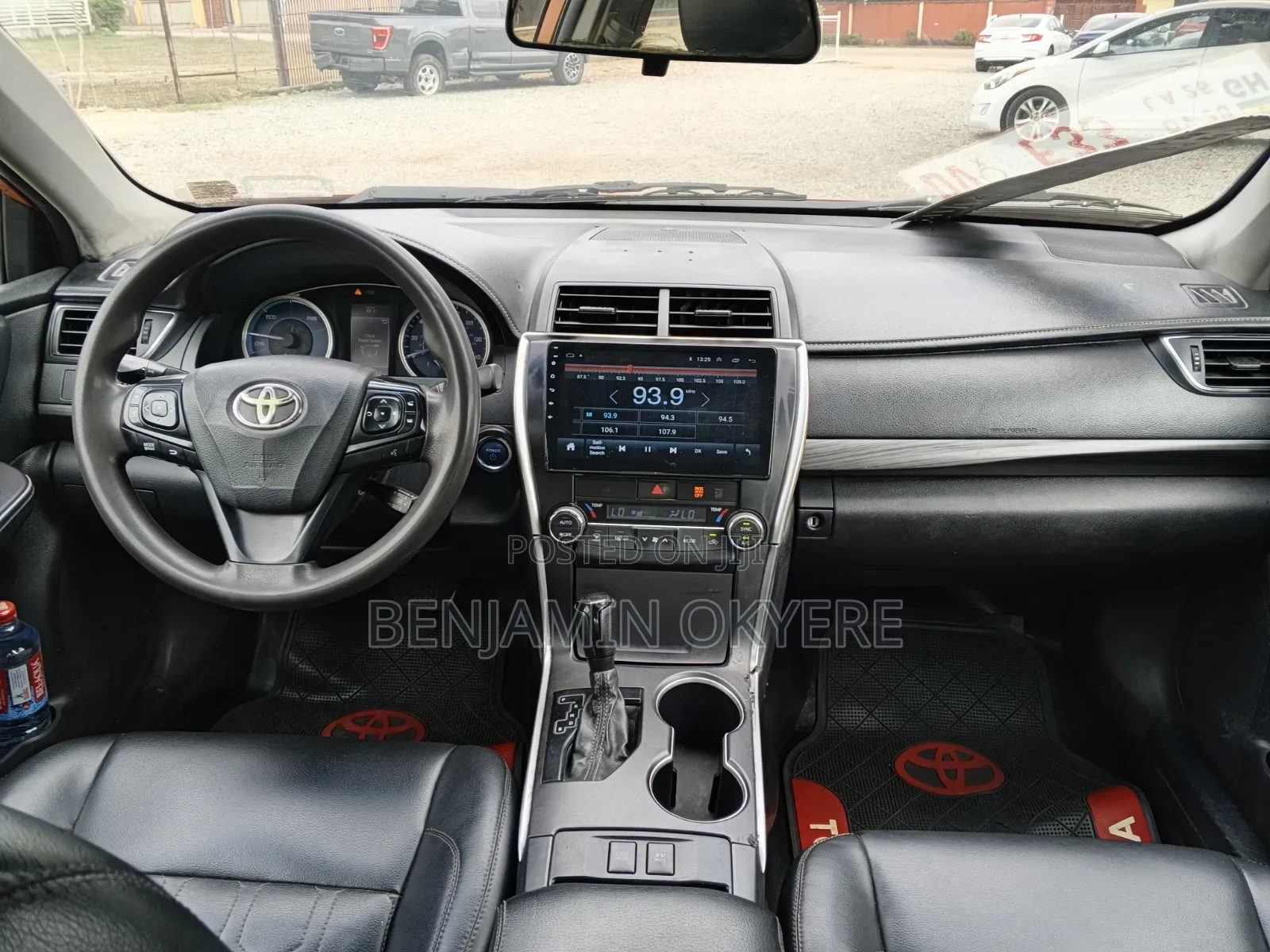Toyota Camry 2015 Gold