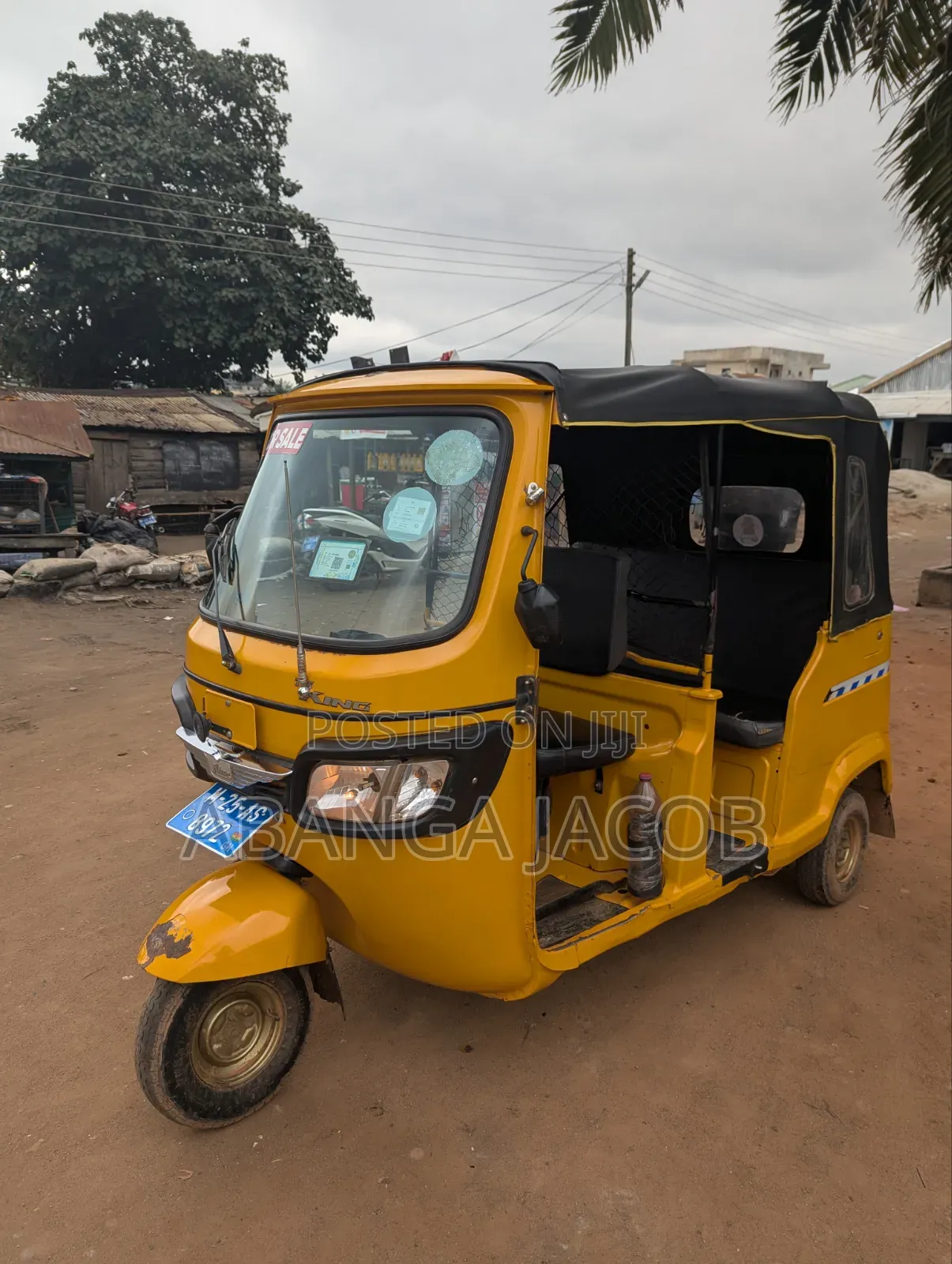TVS King Deluxe Plus iTouch Start 2025 Yellow