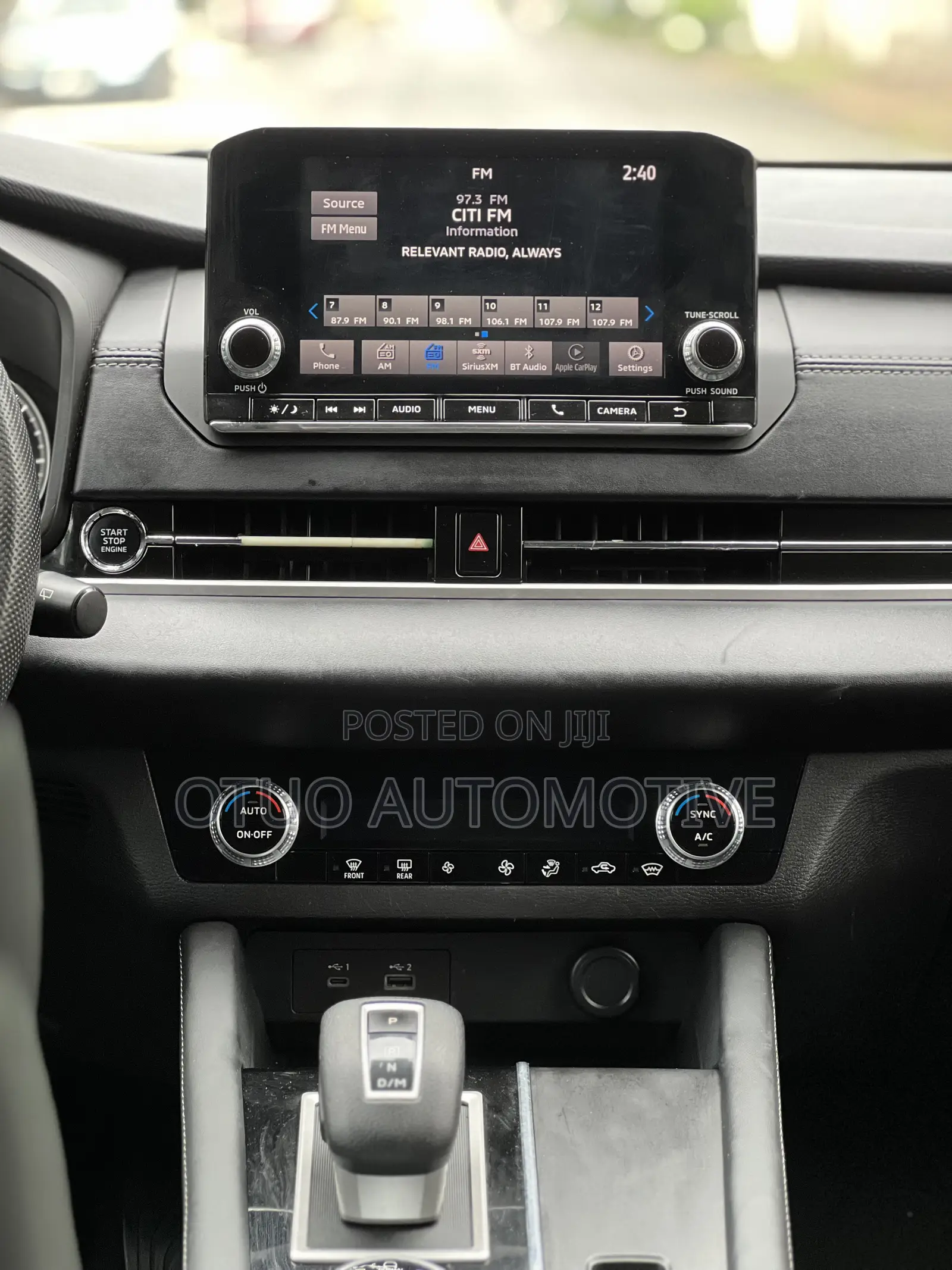 Mitsubishi Outlander 2021 Silver
