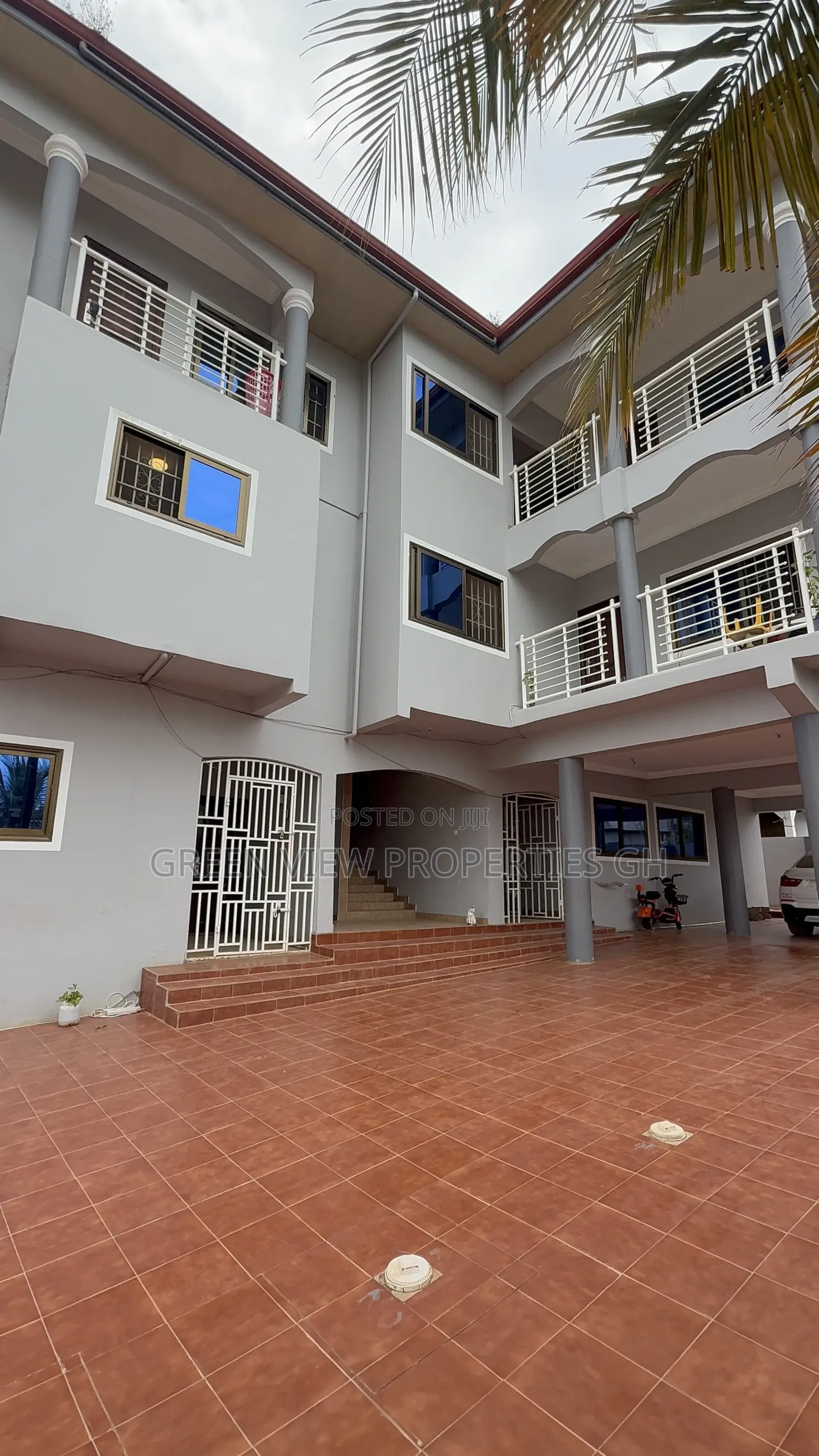 2bdrm Apartment in West Hills Mall Area for rent