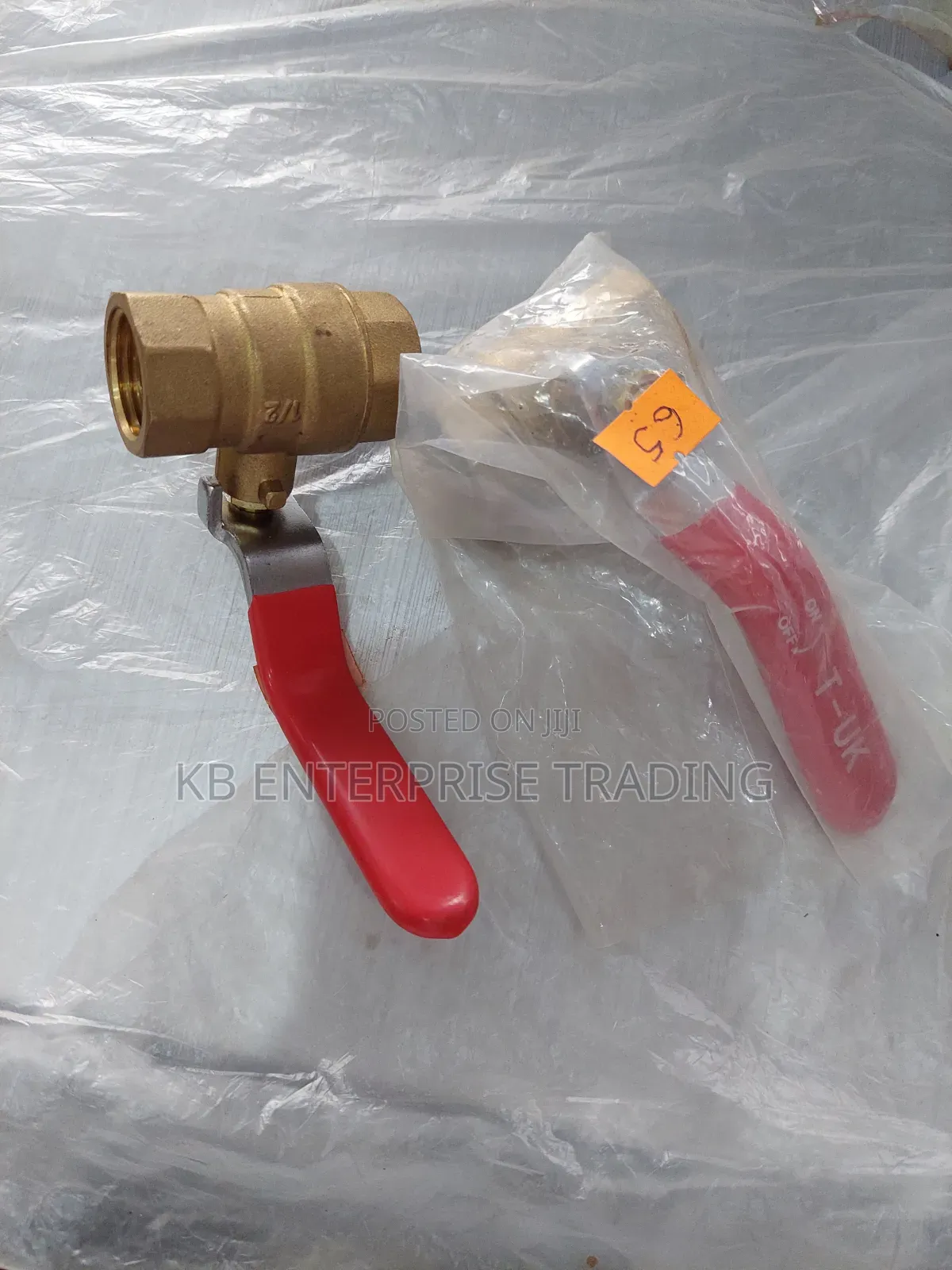 T-Uk Brass Ball Valves With Red Lever Handles
