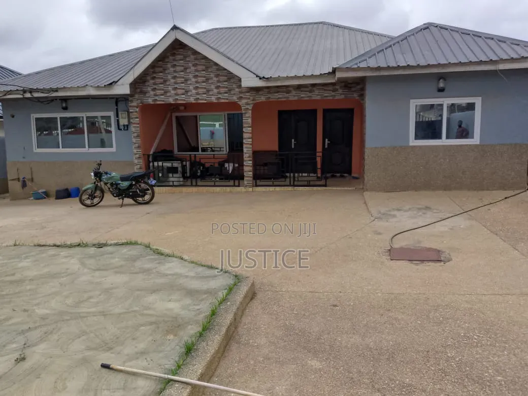4bdrm House in Acp Pokuase for rent