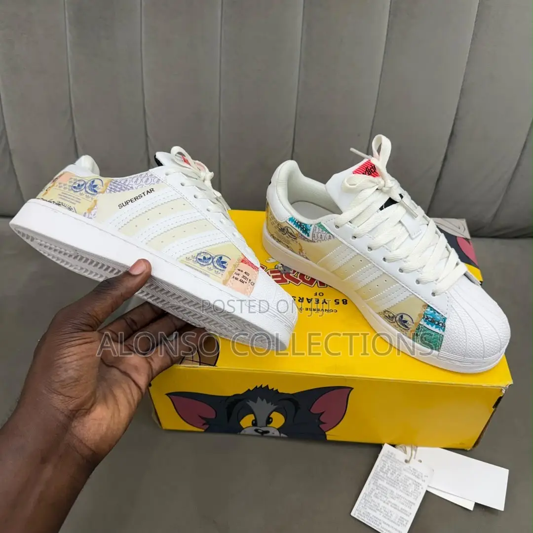 Adidas Superstar
