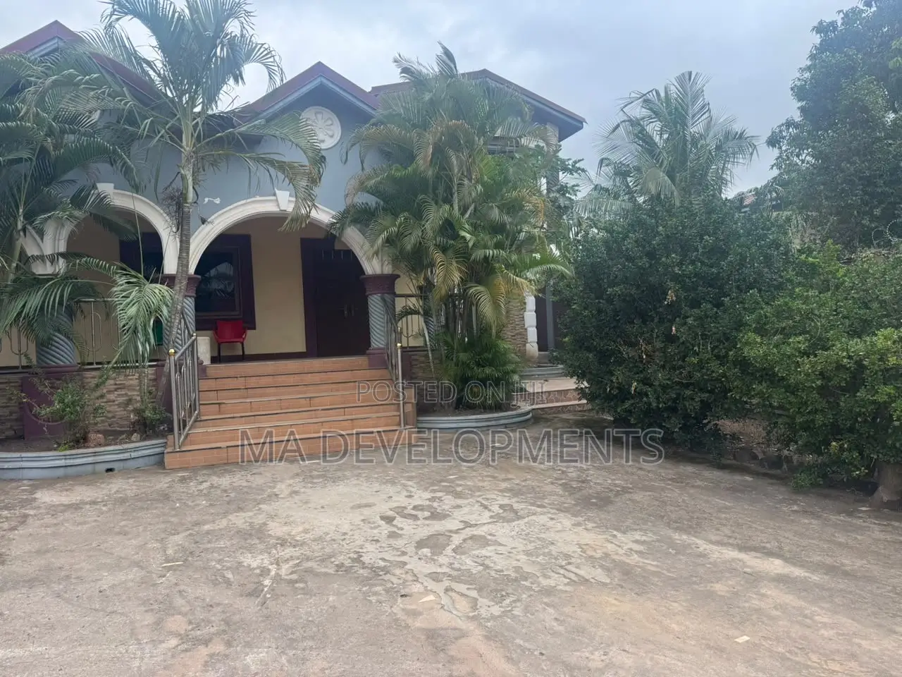 6bdrm Apartment in Madev Realty, Tantra Hills for rent