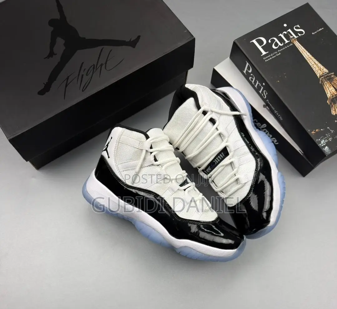 Air Jordan 11 Retro