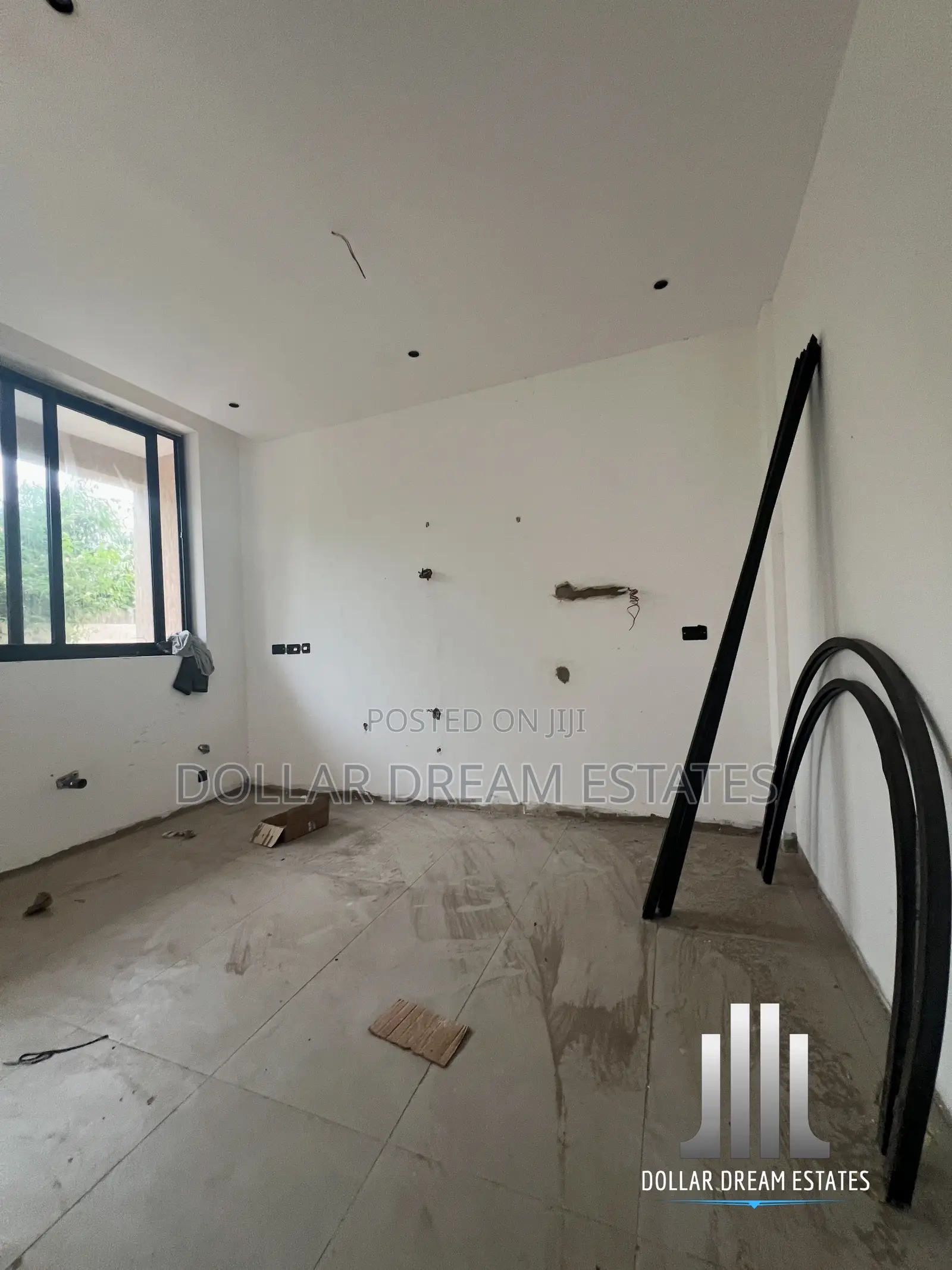 4bdrm House in East Legon for sale
