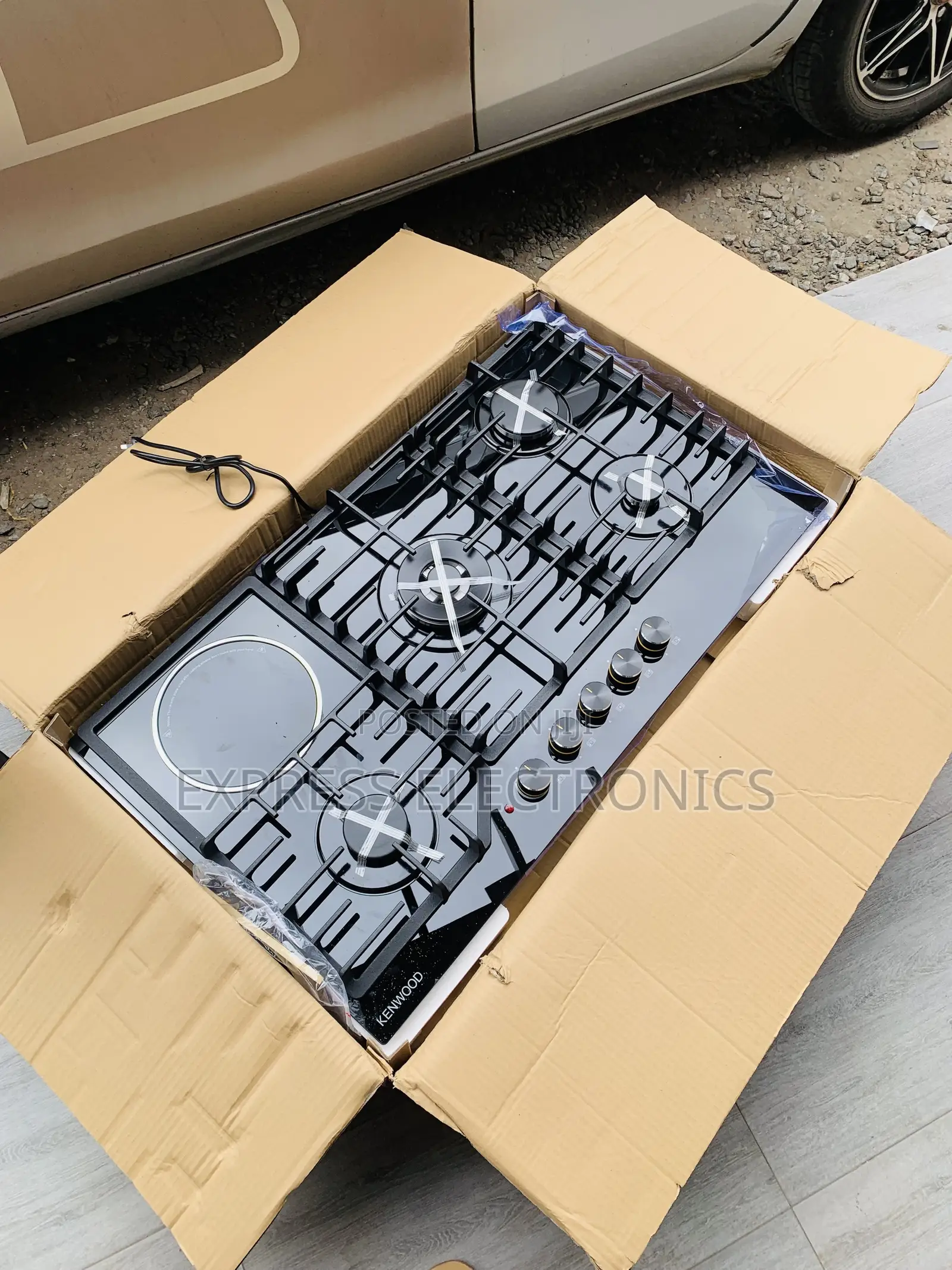 Newly in Box Kenwood 90cm Tempered Glass 4 Gas + 1 Electric Black