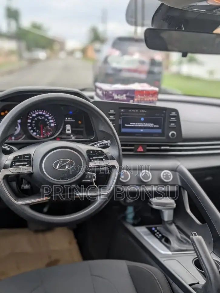 Hyundai Elantra 2021 Black
